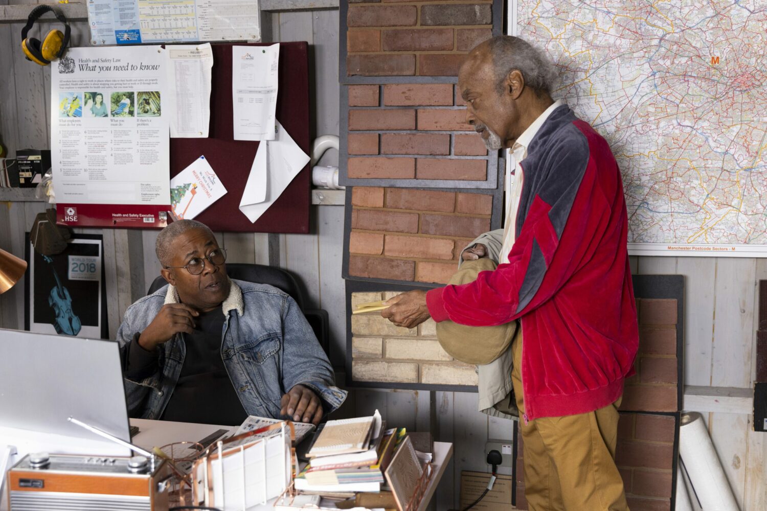 Coronation Street's Ed is speaking to Sarge