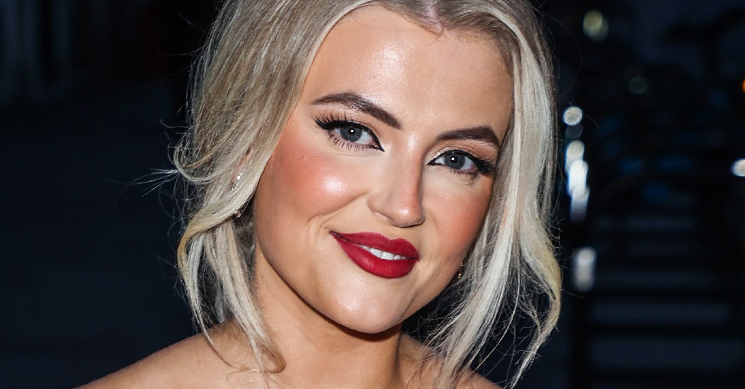 Coronation Street's Lucy Fallon is happy