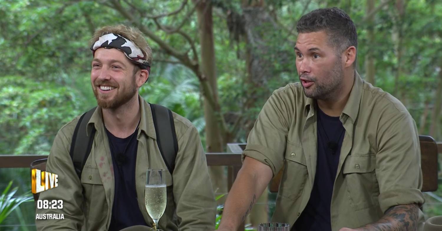 Sam Thompson sits next to Tony Bellew