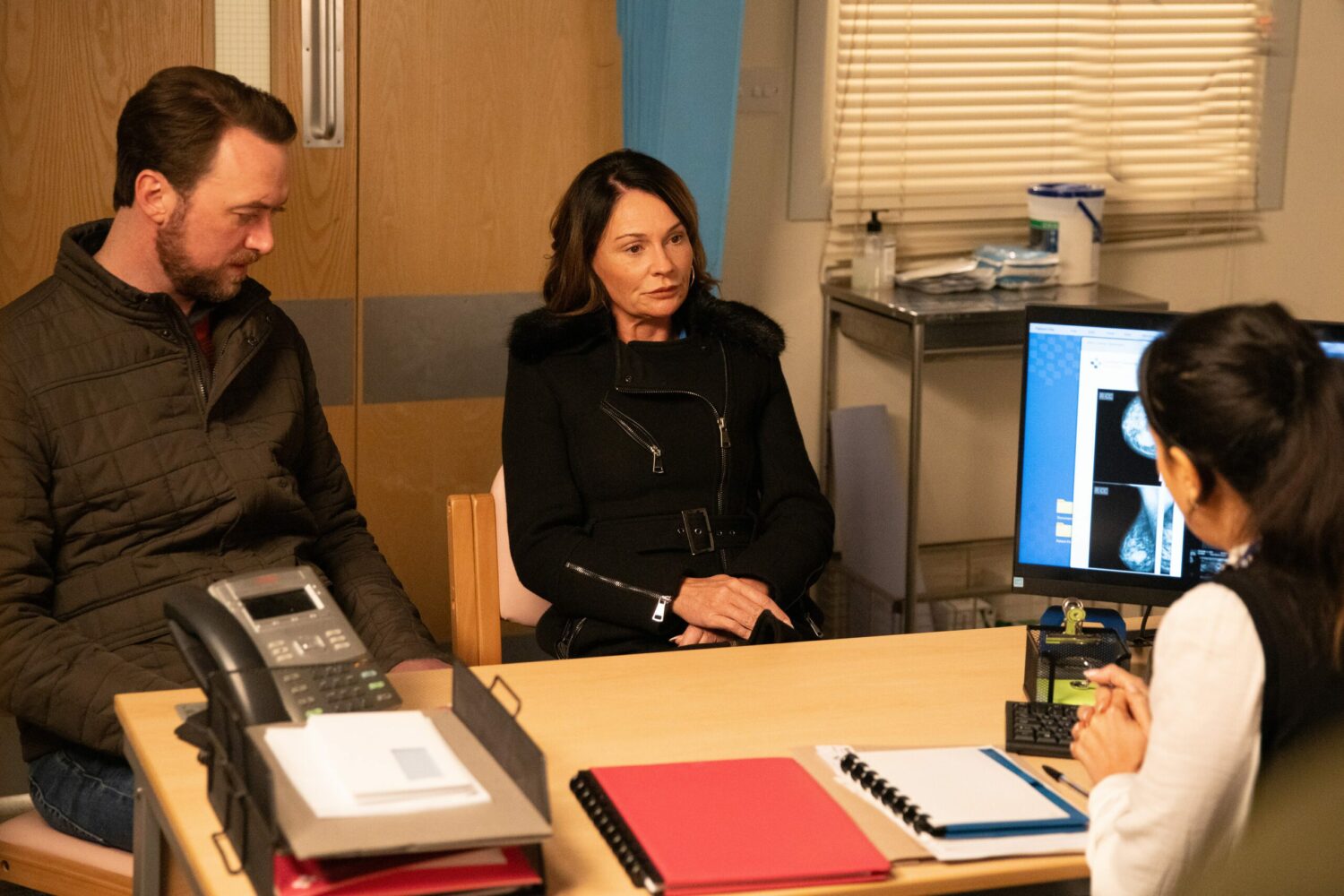 Emmerdale's Liam and Chas are in the hospital