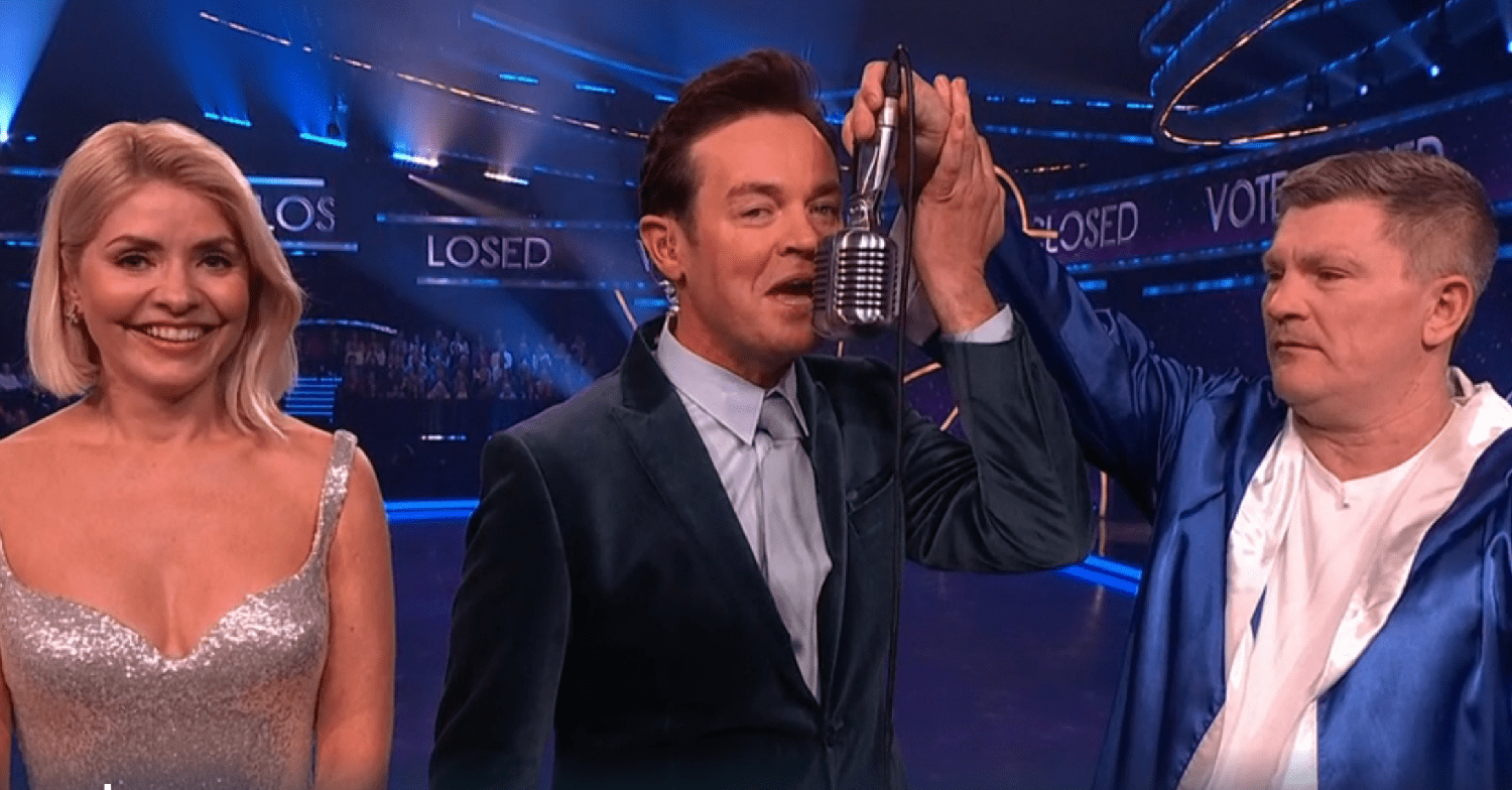 Ricky Hatton alongside Stephen Mulhern on Dancing On Ice