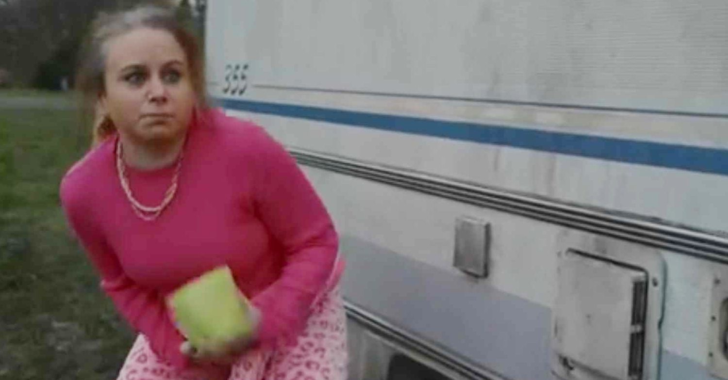 Coronation Street's Gemma is ducking down with some toilet roll outside