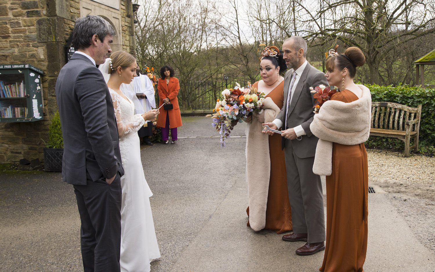 Emmerdale spoilers: Sam hands nervous Belle a letter on her wedding day