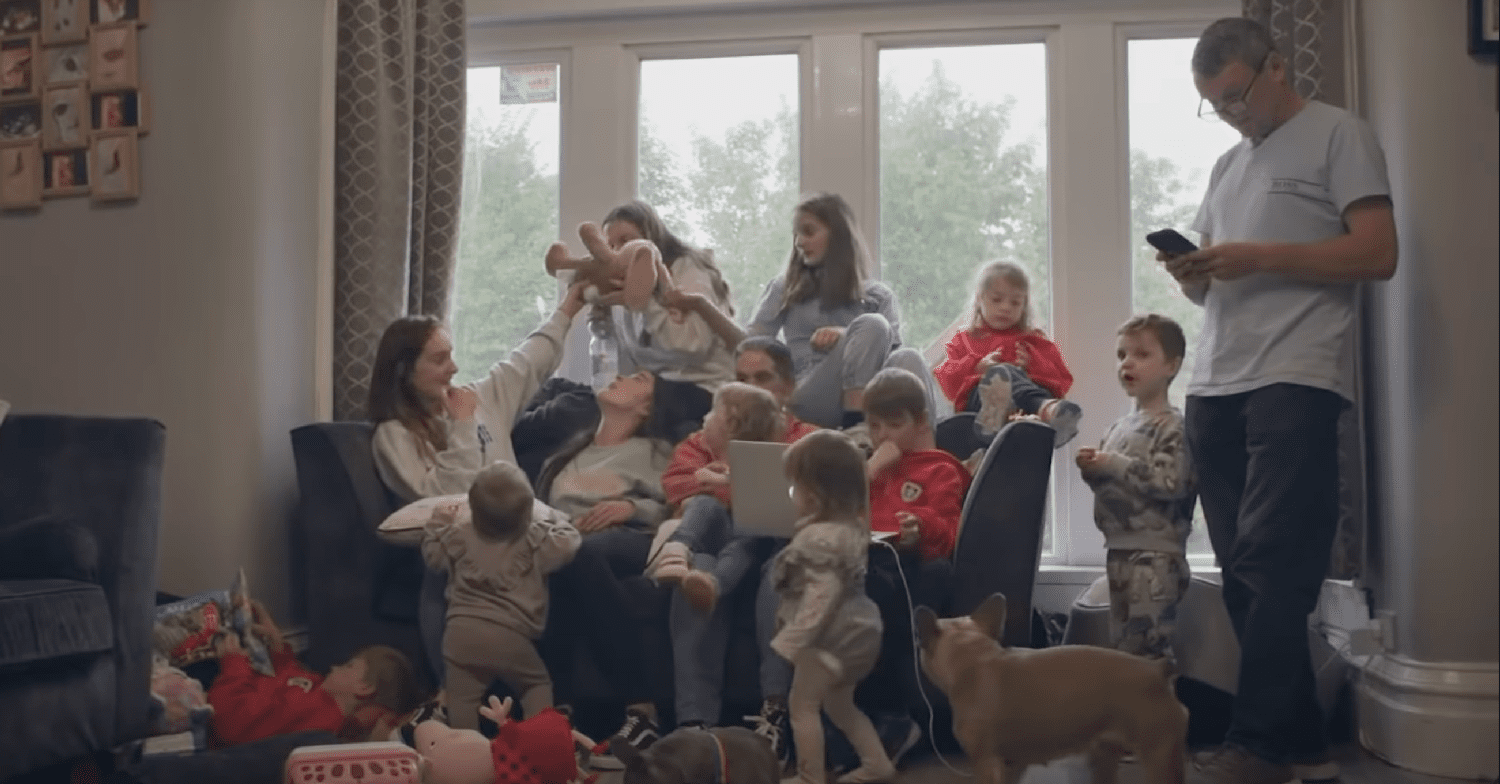 The Radfords in 22 Kids and Counting