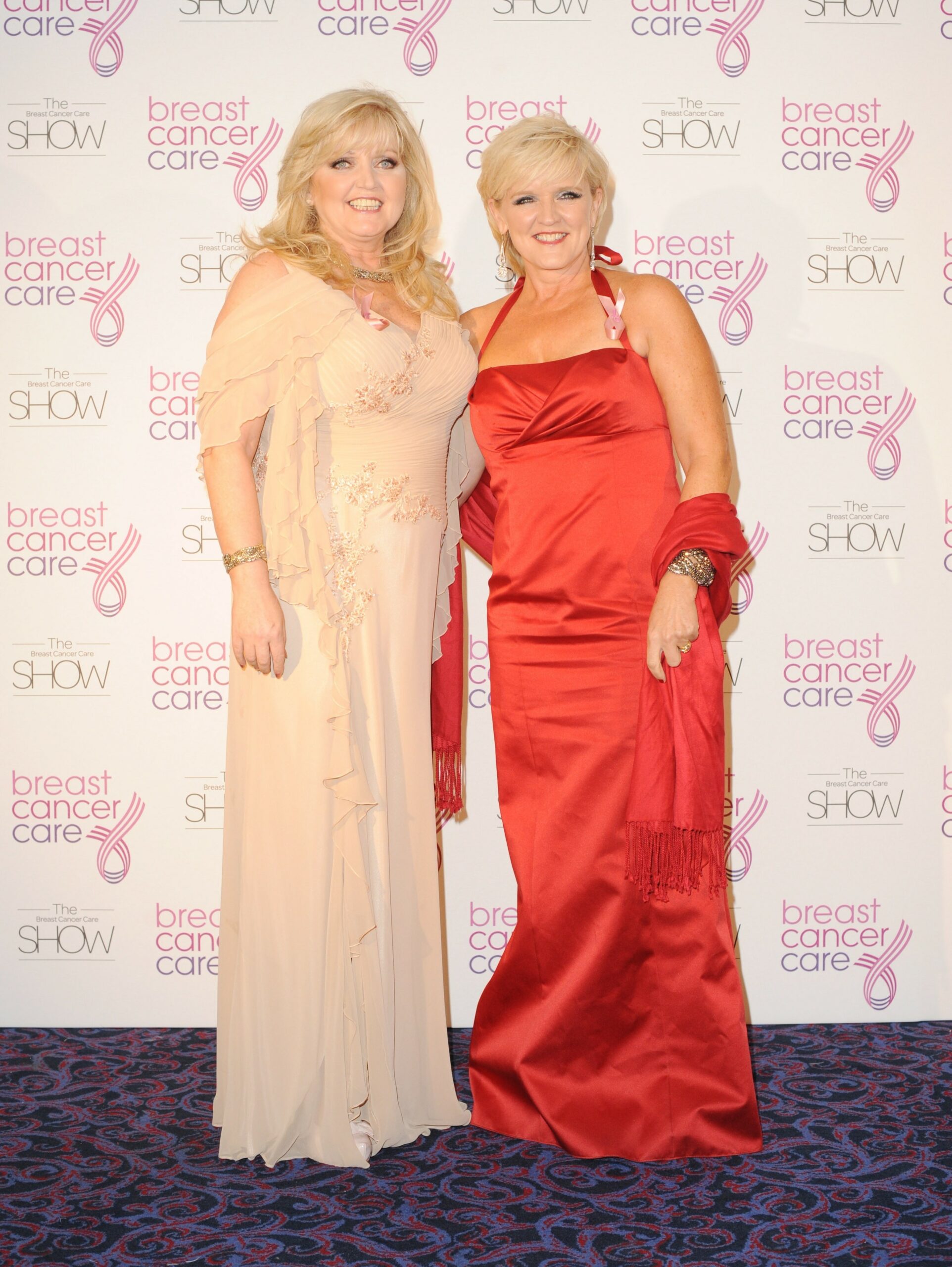 Linda Nolan and sister Bernie
