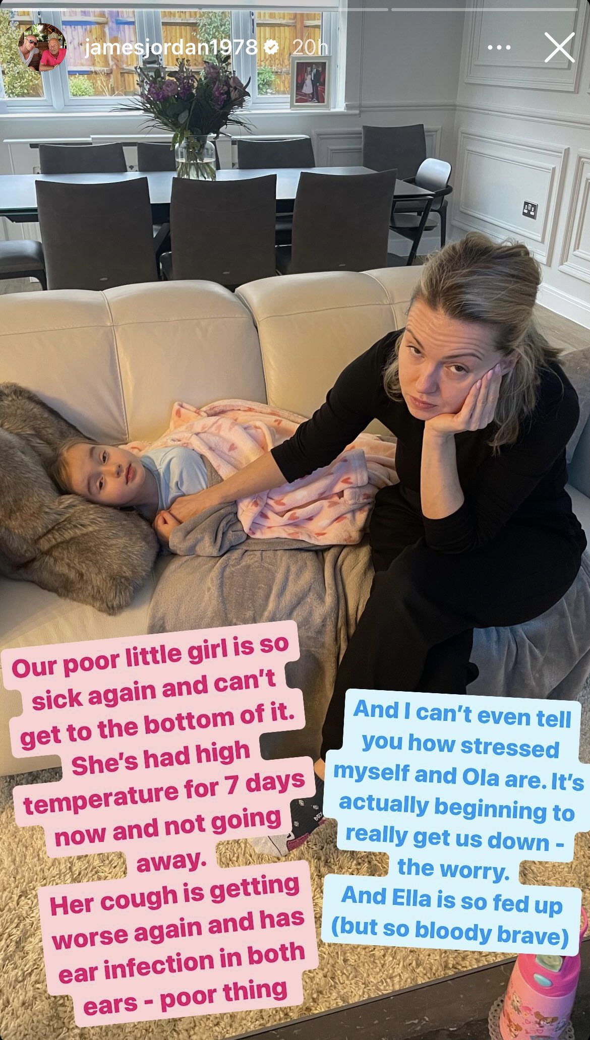 Ola Jordan with her sick daughter Ella on the sofa