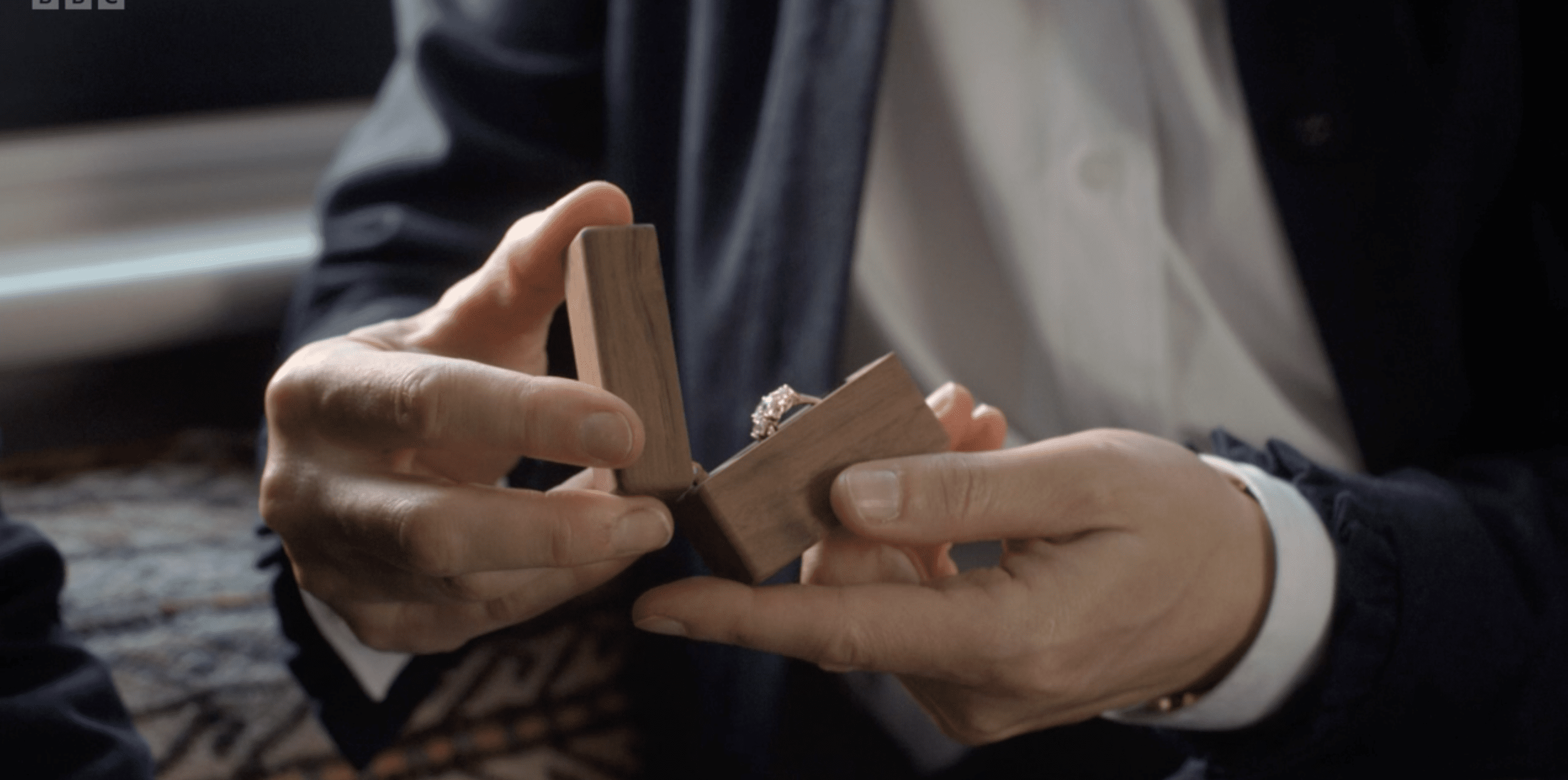 Jack Hodgson proposes to Nikki Alexander in Silent Witness