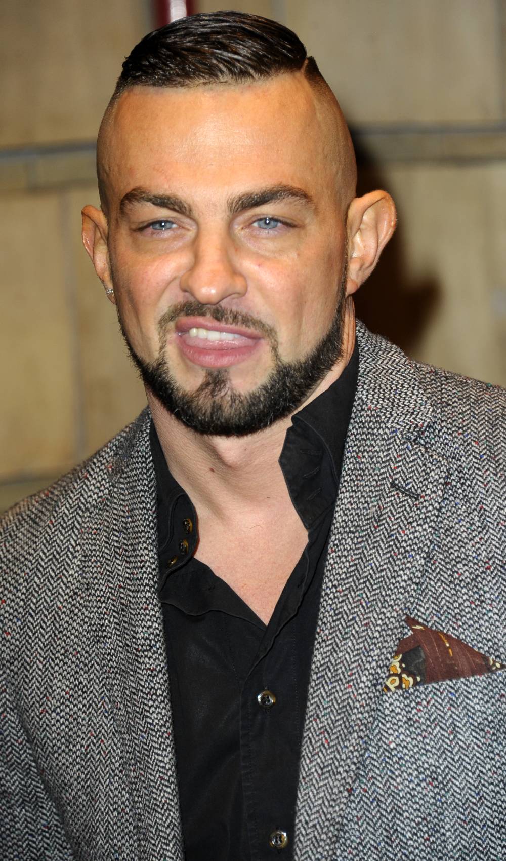 Robin Windsor has his picture taken