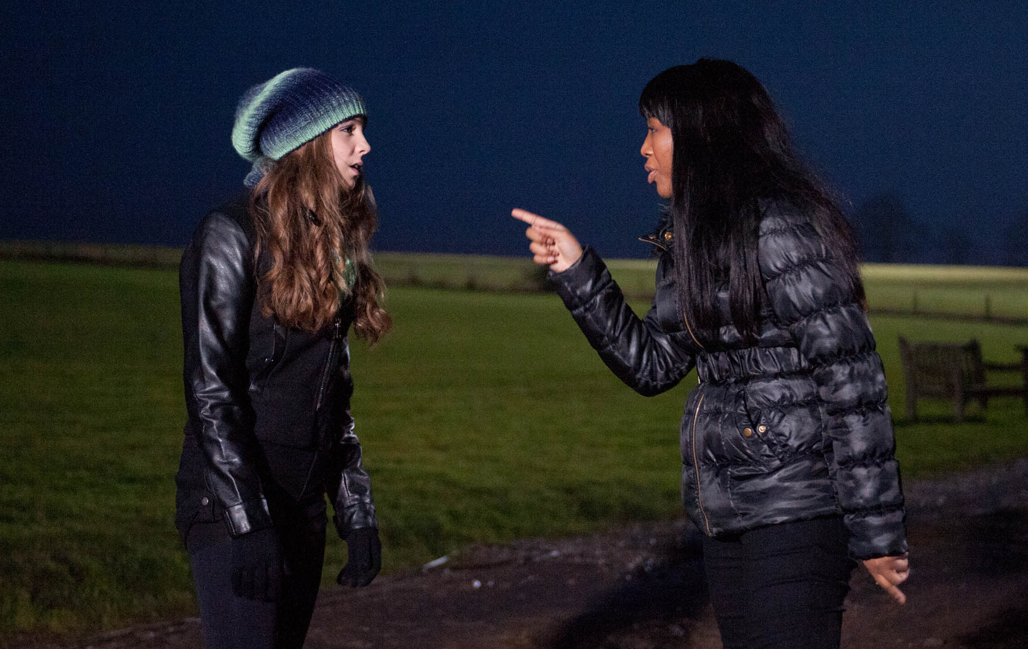 Belle and Gemma fight in Emmerdale 