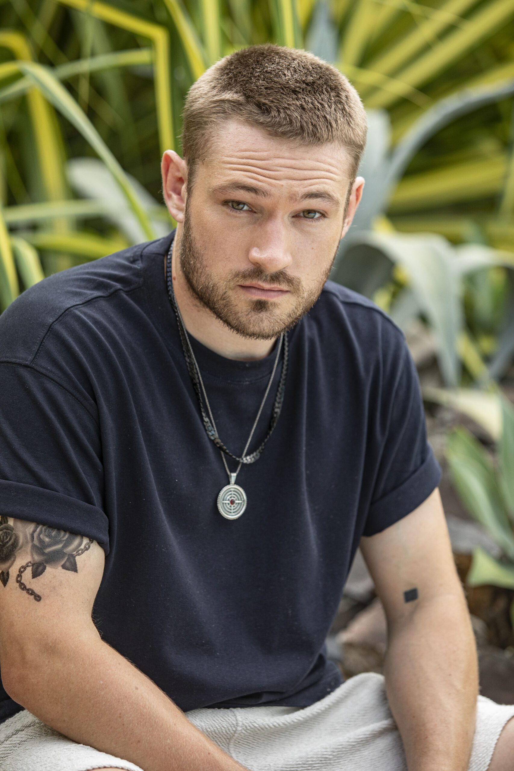 Mark Strepan portrays Max Saunders in Death in Paradise series 13 episode 5