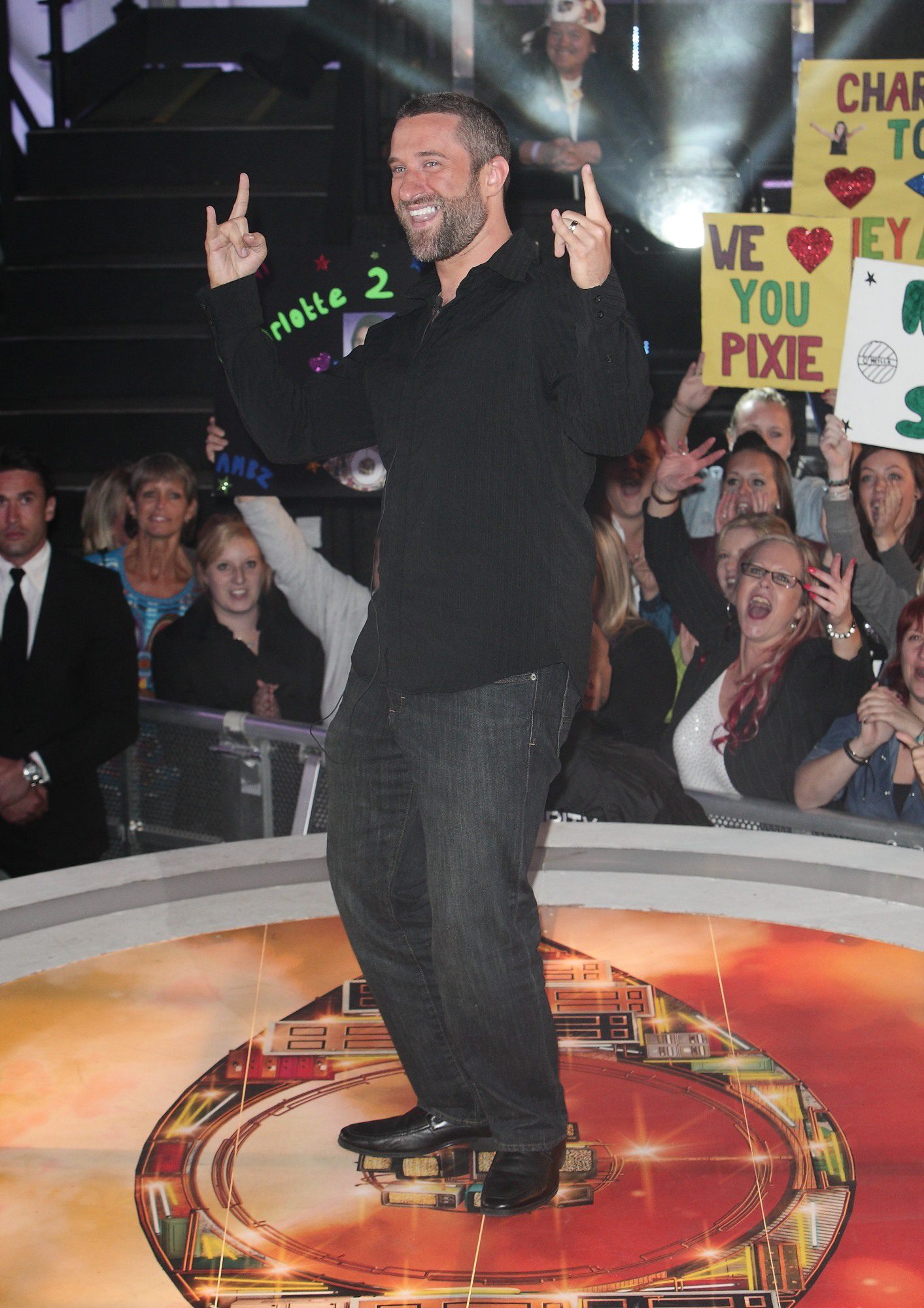 Dustin Diamond entering the Celebrity Big Brother house