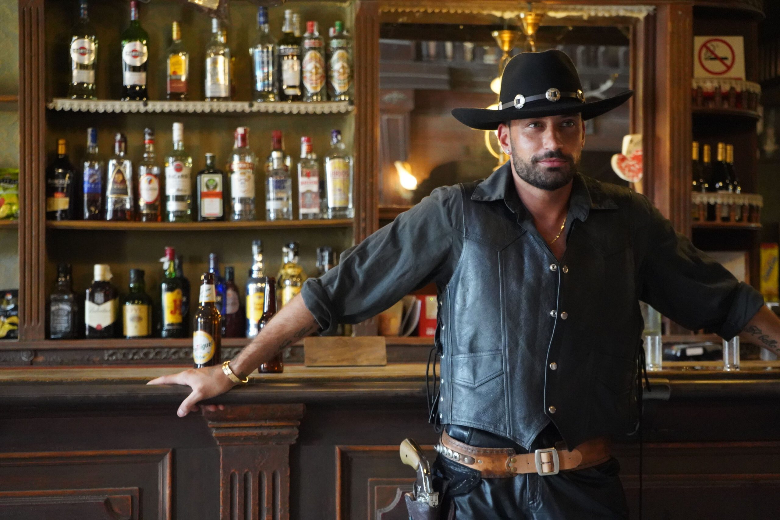 Giovanni Pernice smouldering in a cowboy hat
