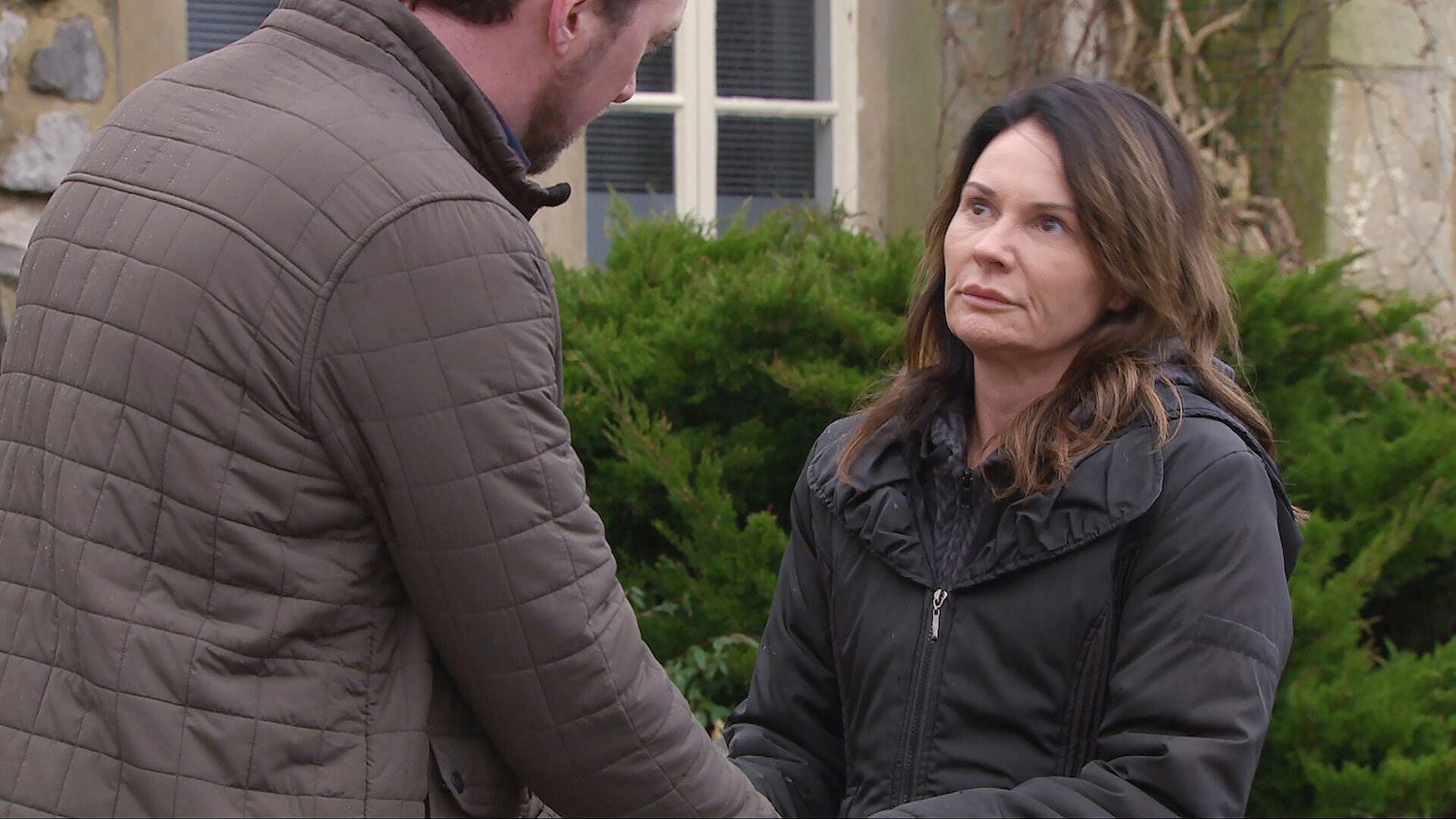 Liam talks to an angry-looking Chas on Emmerdale