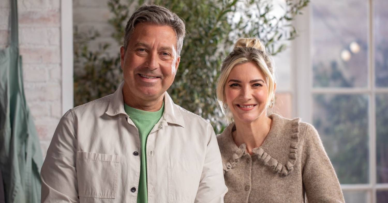 John Torode and Lisa Faulkner smile