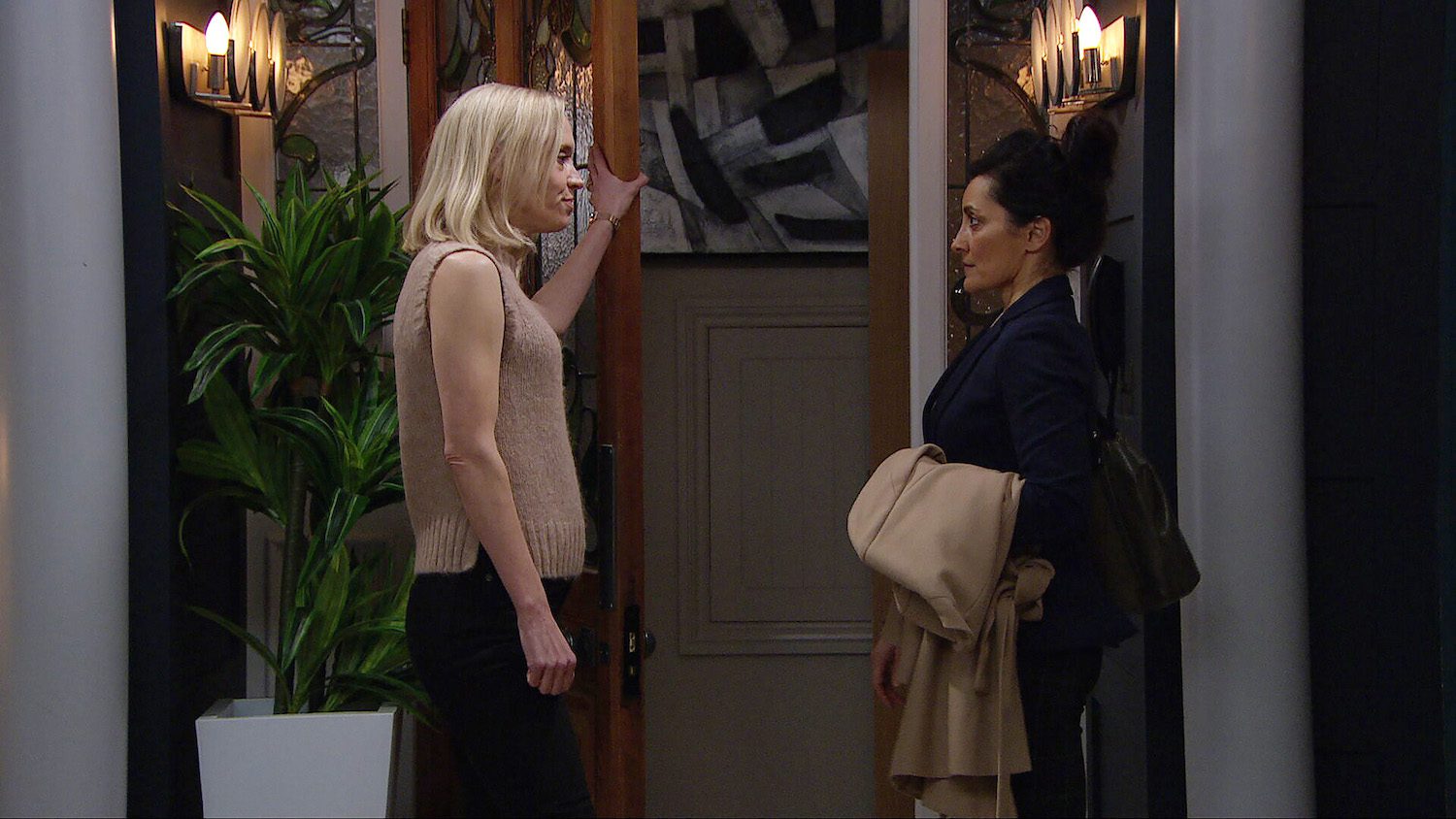 Emmerdale: Ruby and Manpreet square up