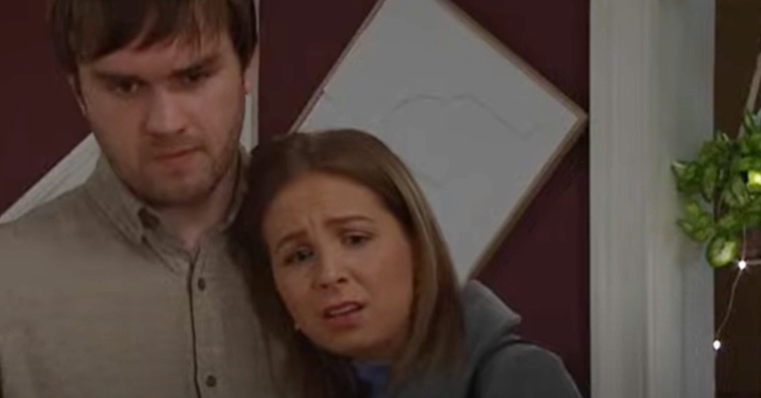 Emmerdale's Belle is leaning on Tom's shoulder, upset