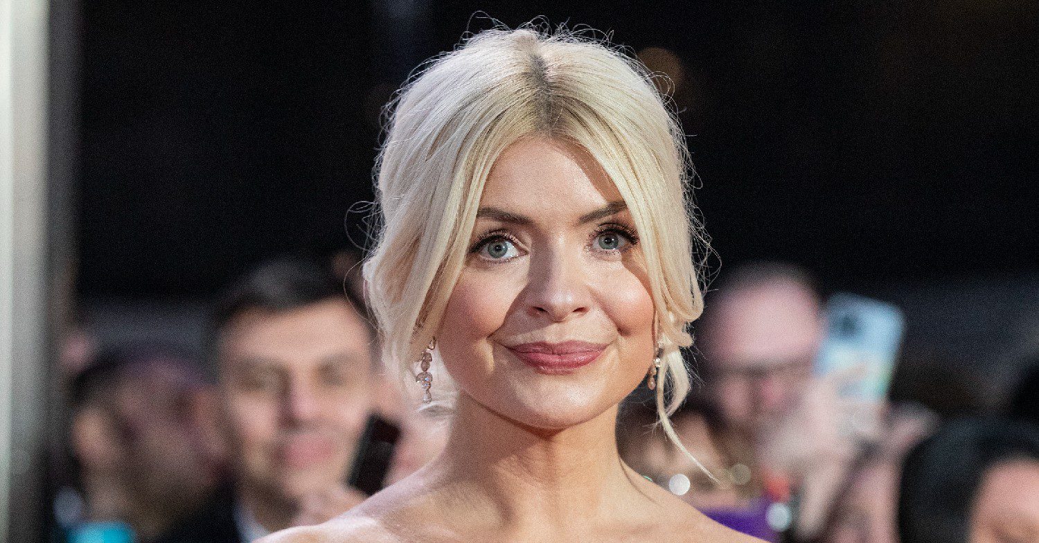 Holly Willoughby posing on a red carpet