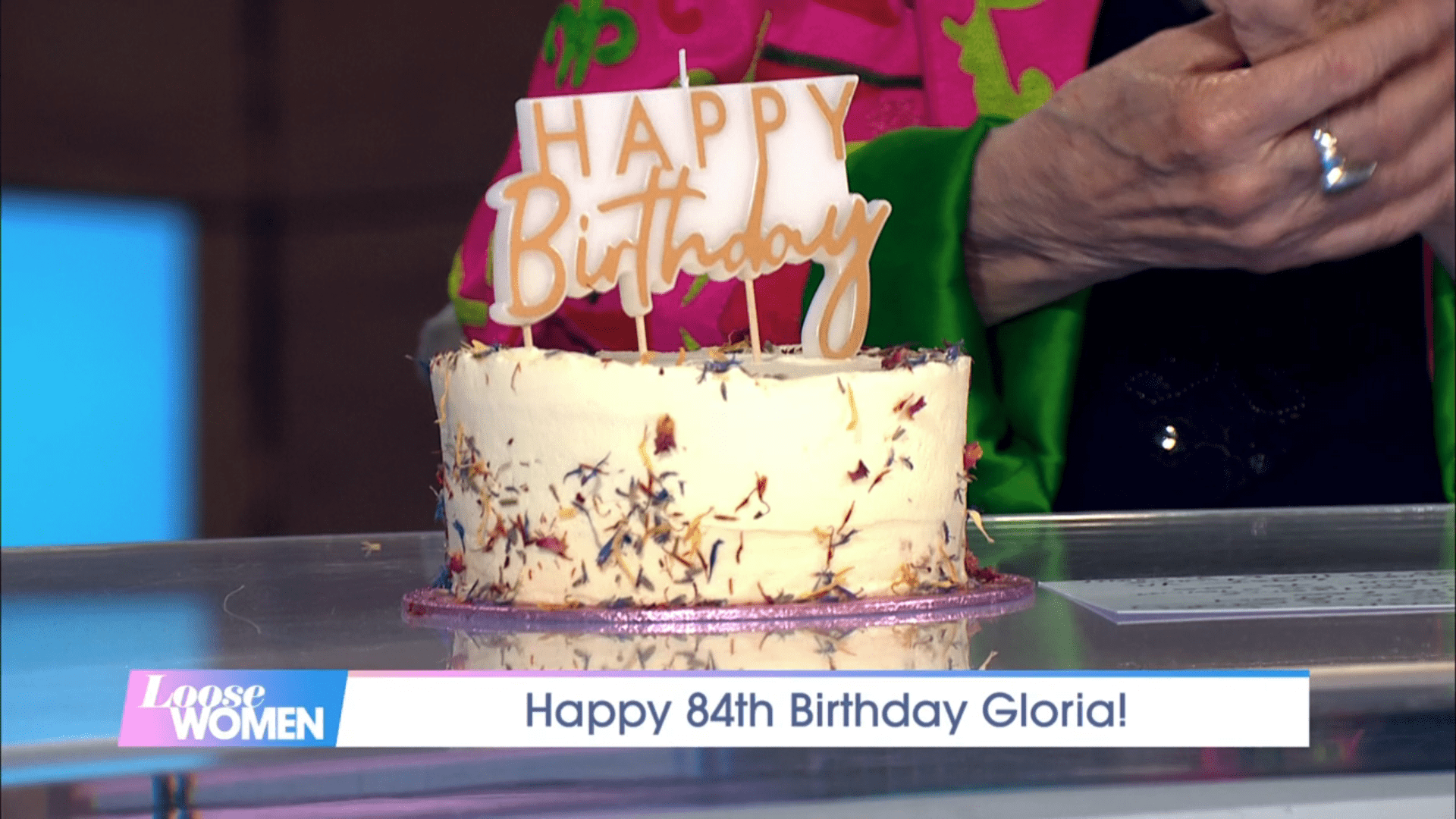 A tiny cake on Loose Women