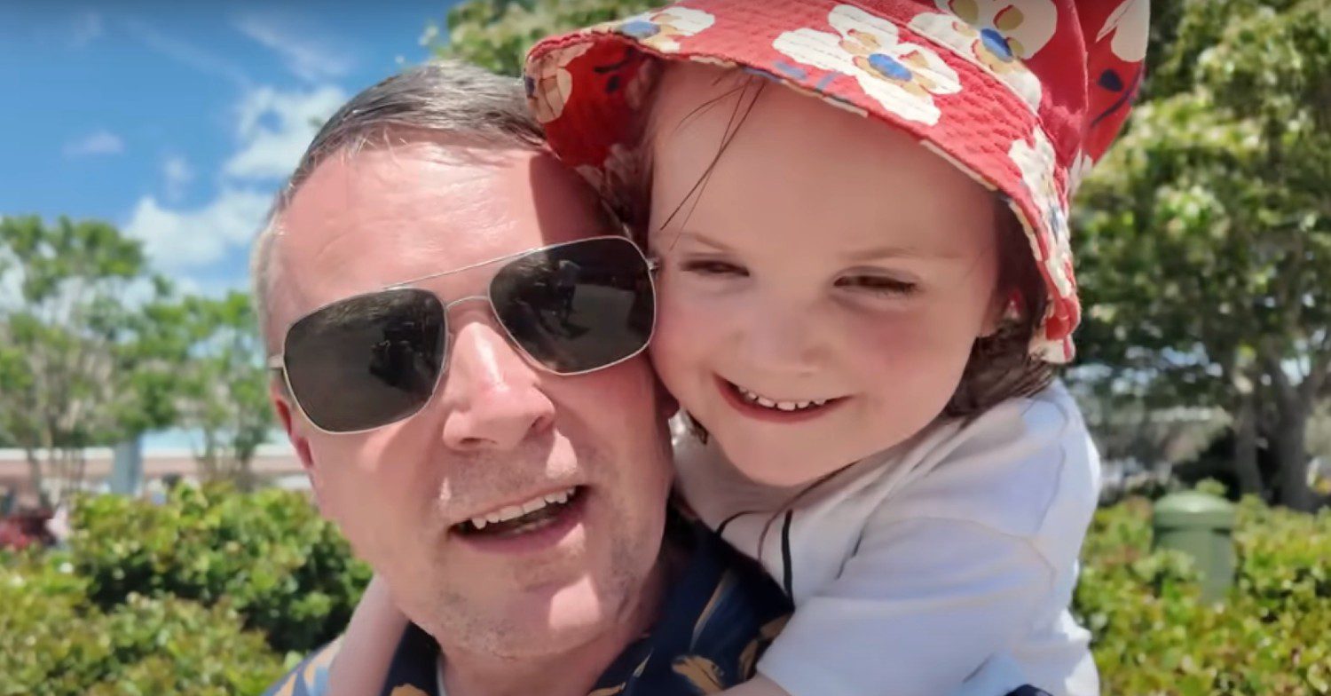 22 Kids & Counting Noel Radford with daughter in Florida