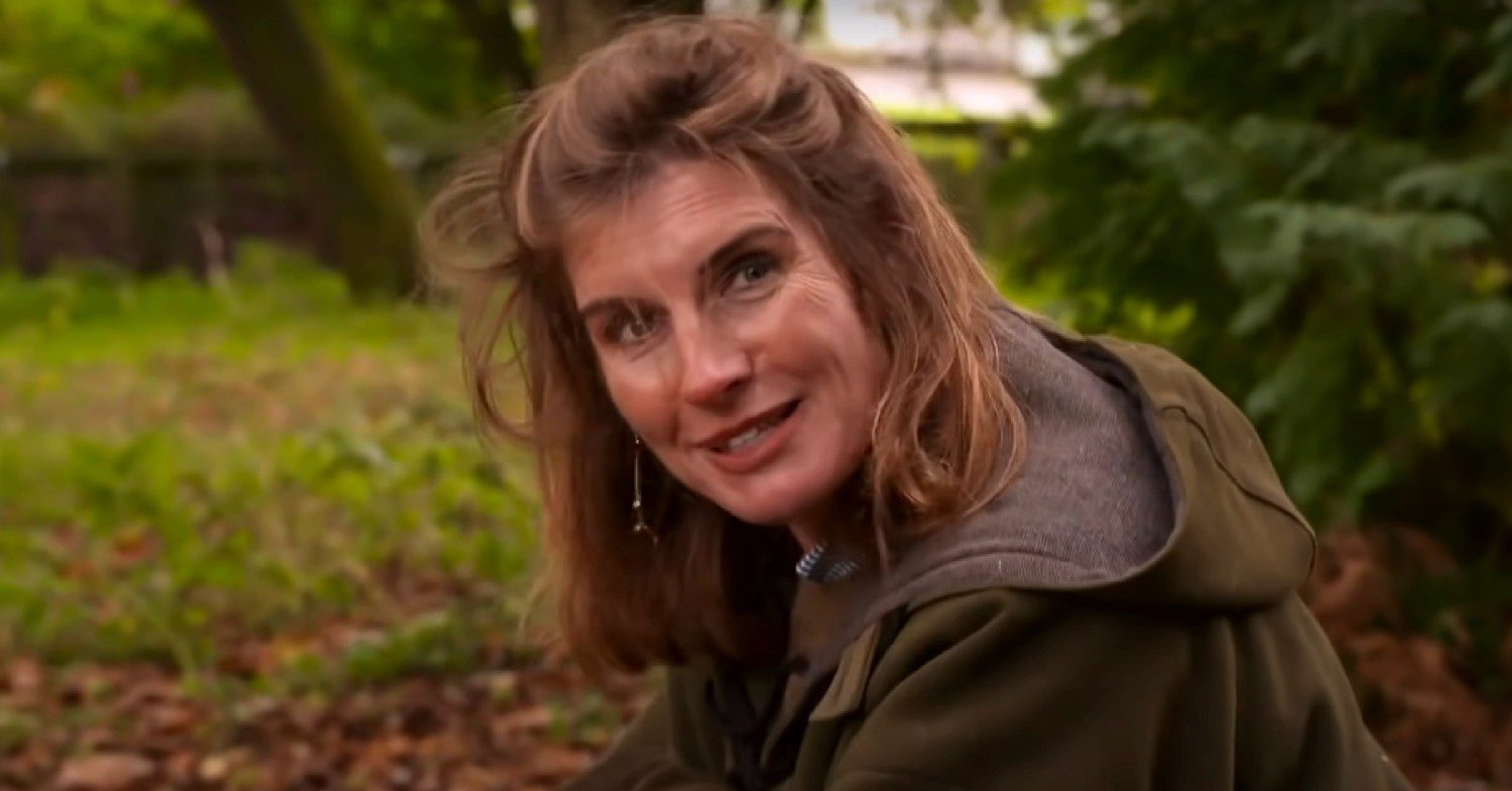 Amanda Owen speaking to camera