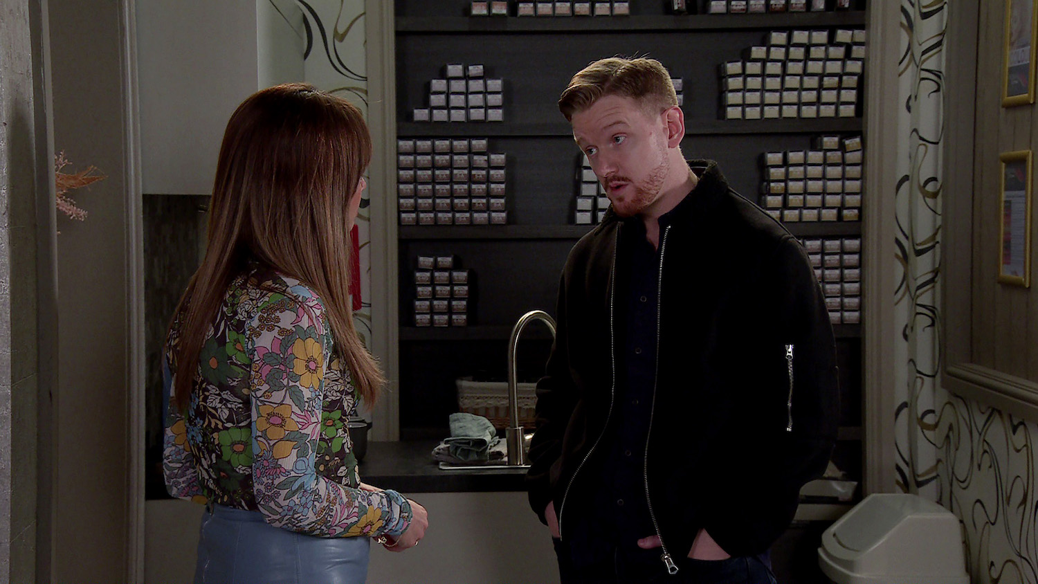 Gary lies as he talks to Maria in Corrie