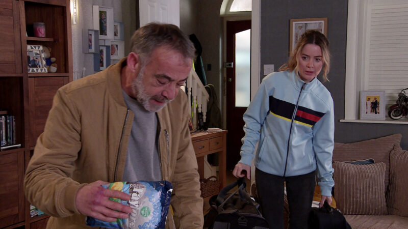 Abi talking to Kevin on Corrie