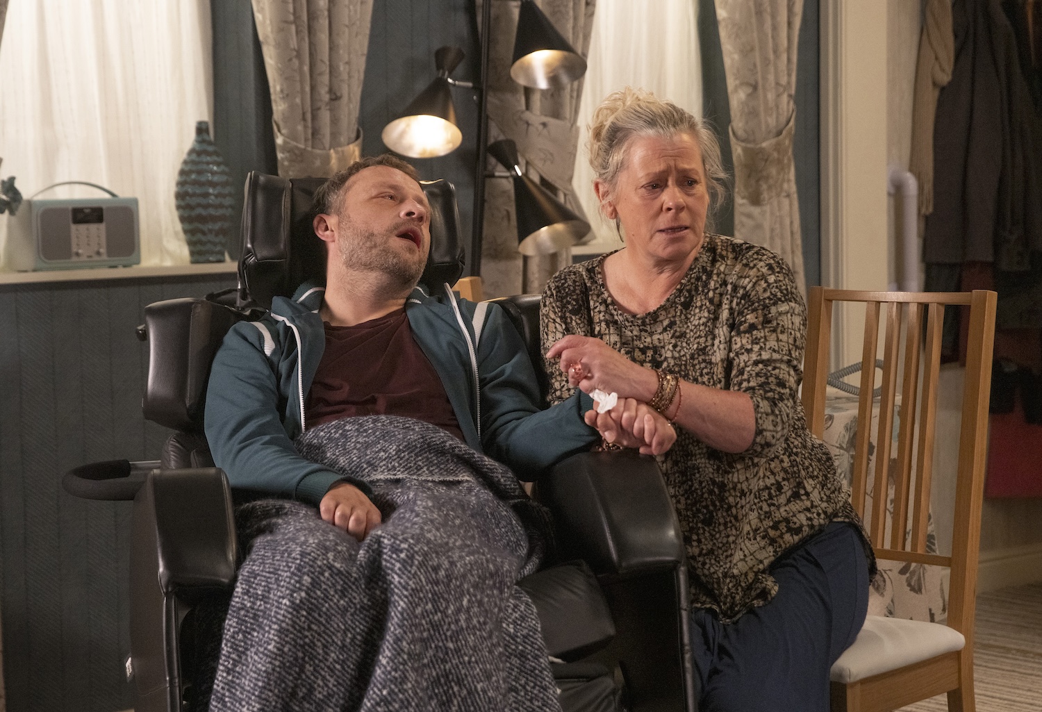 Coronation Street's Bernie is tending to a sick Paul