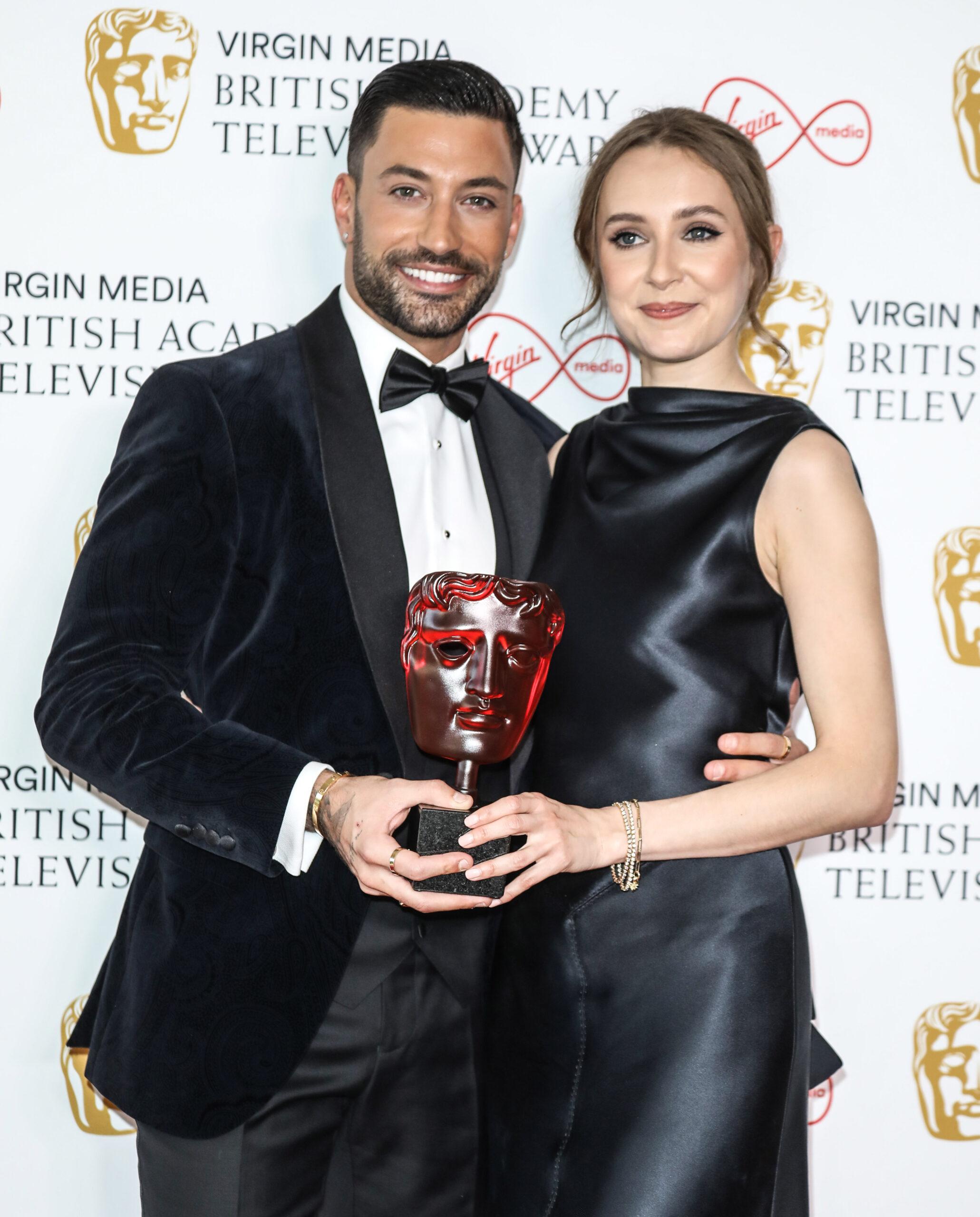 Rose Ayling-Ellis and Giovanni Pernice smiling