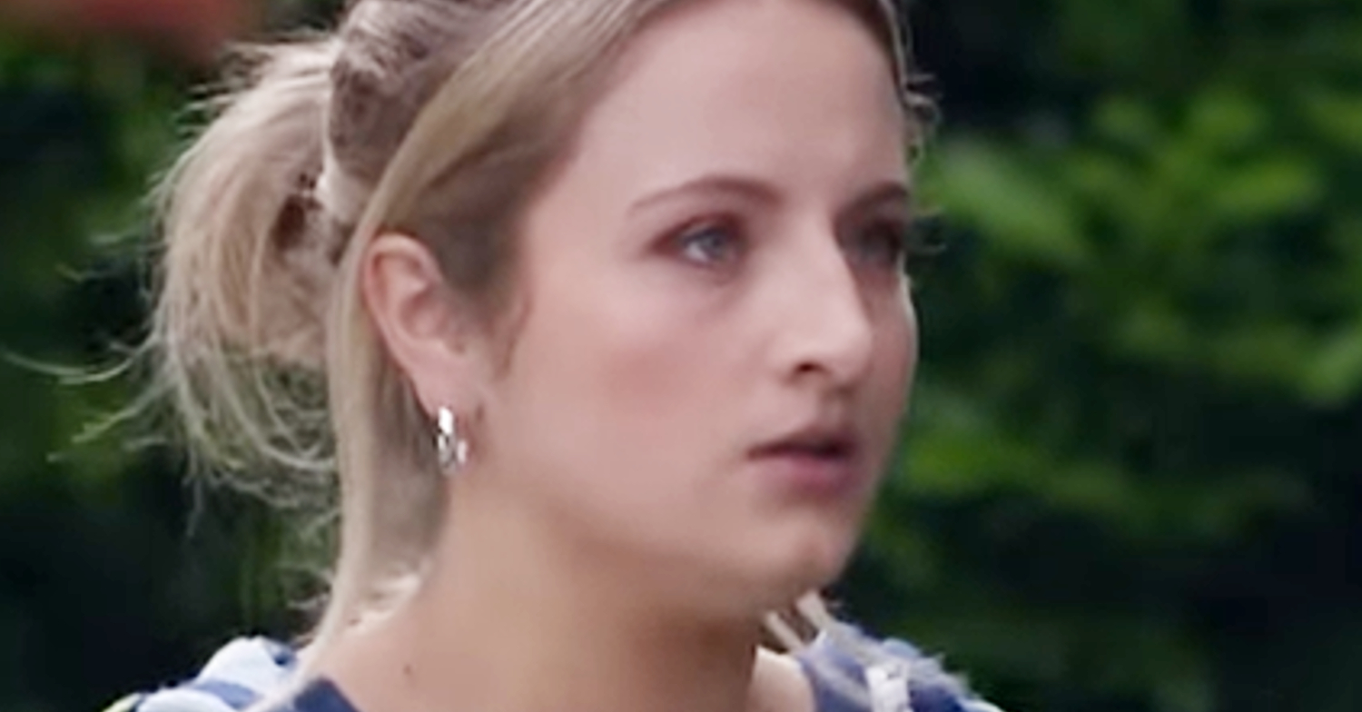 Emmerdale's Amelia is serious