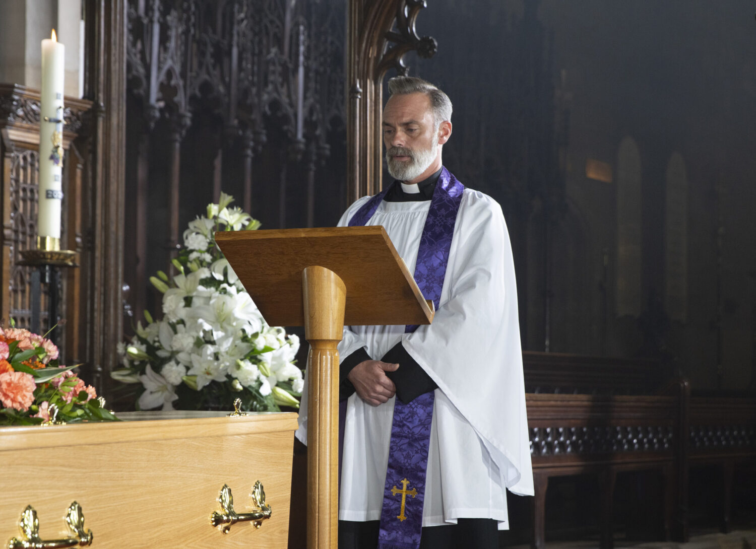 Billy reads at Paul's funeral in Corrie