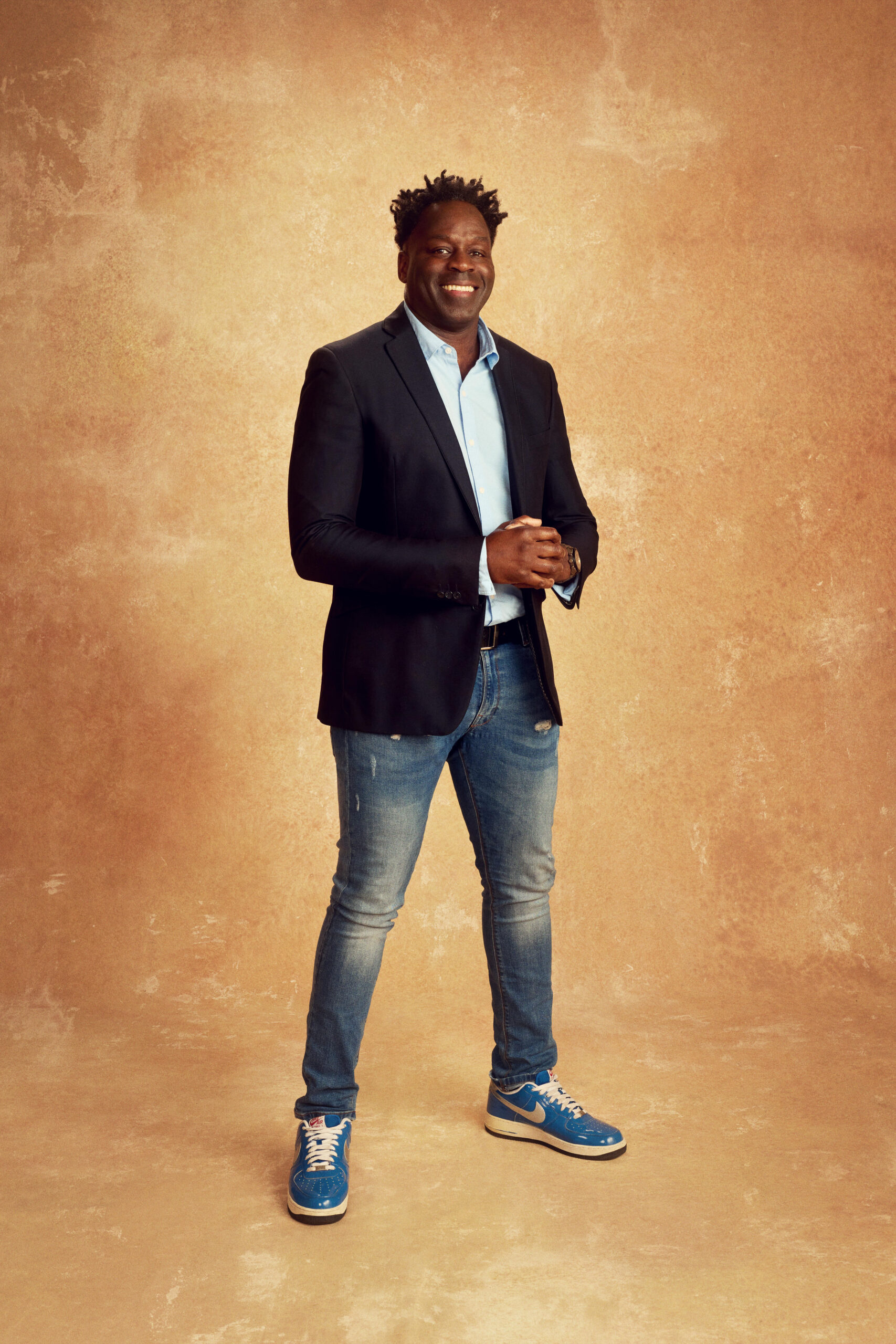 David in My Mum, Your Dad promo pic