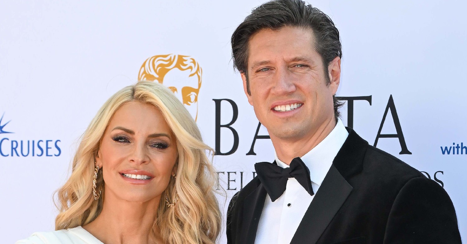 Tess Daly and Vernon Kay posing