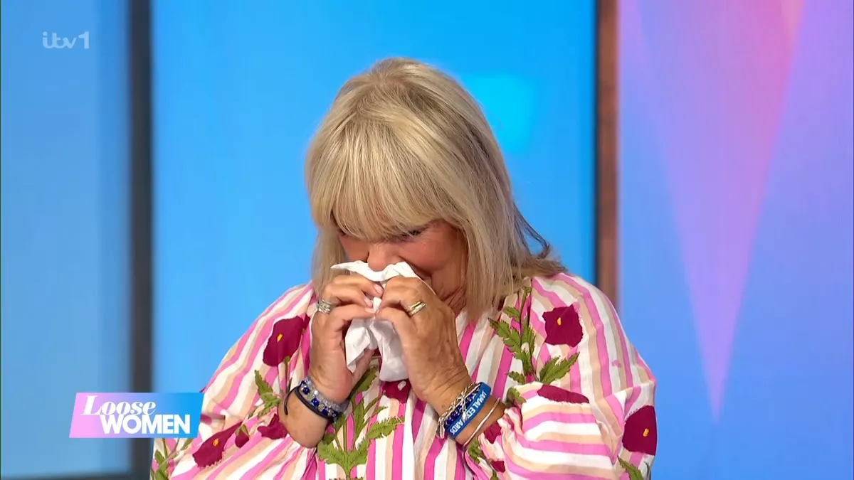 Linda Robson appeared to be in tears