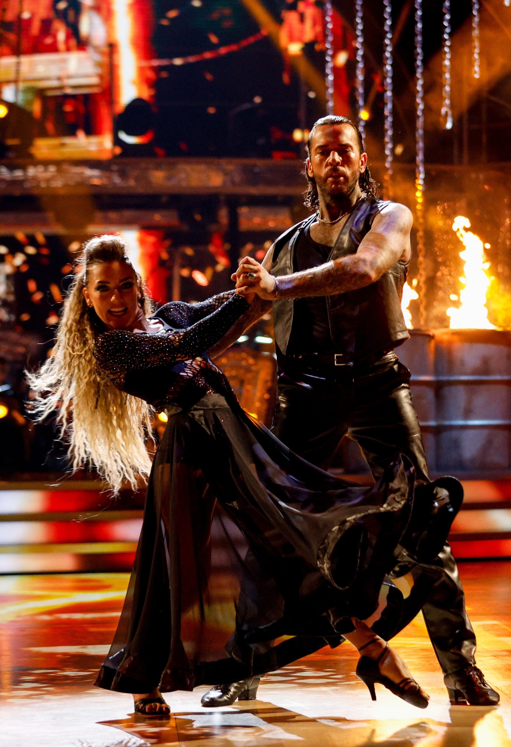 Jowita Przystał and Pete Wicks dancing on Strictly 2024