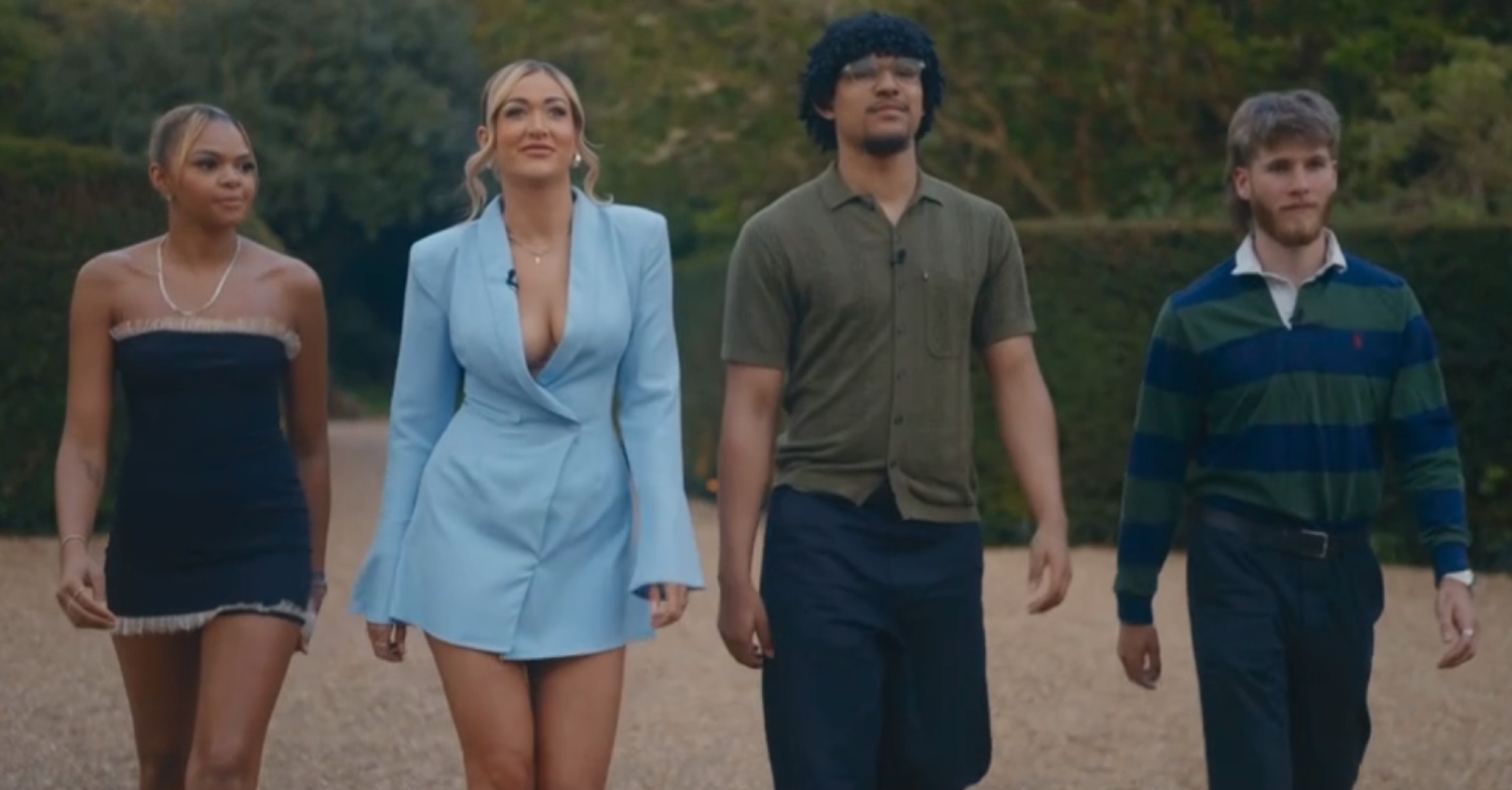 My Mum, Your Dad kids walking up to the house