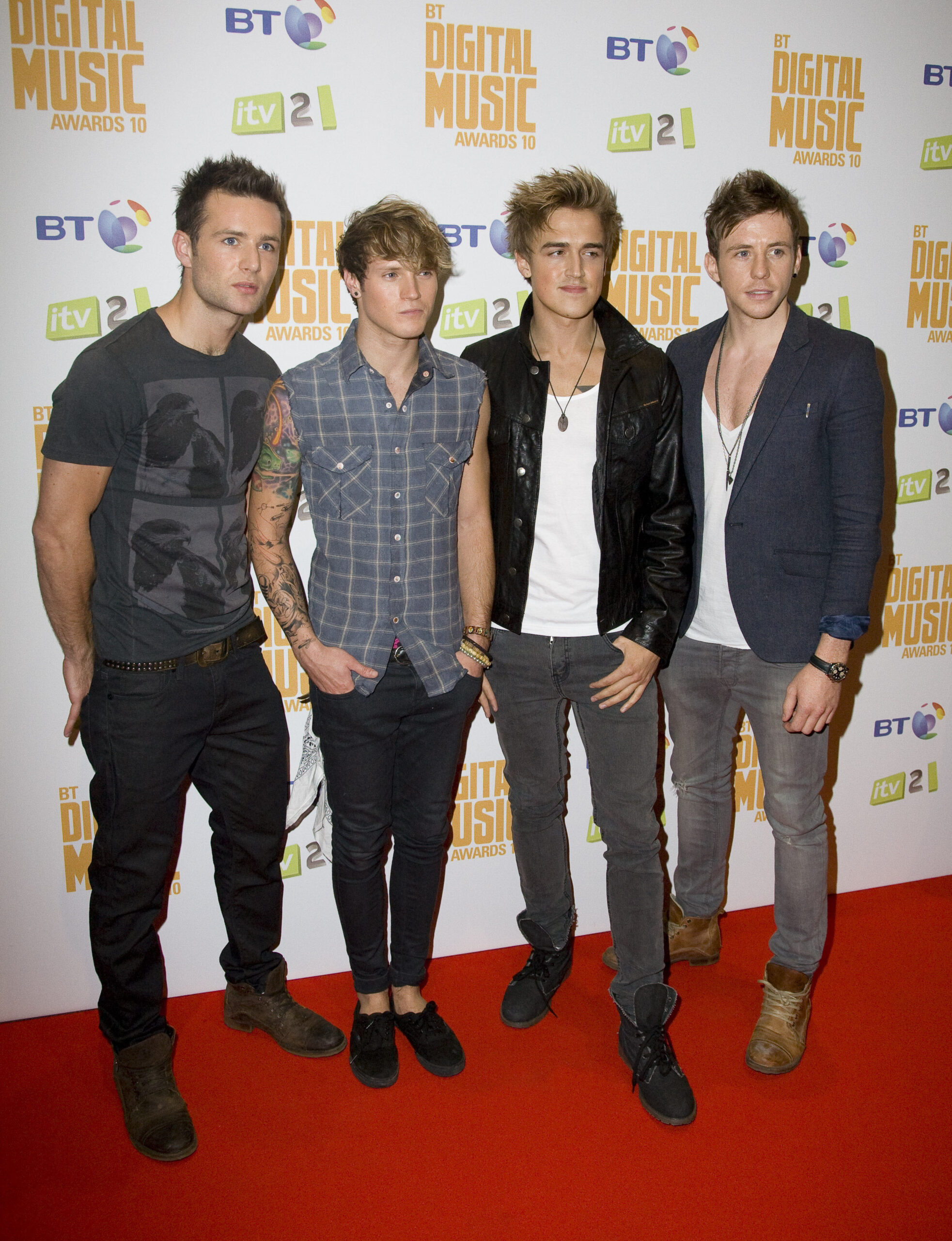 McFly posing