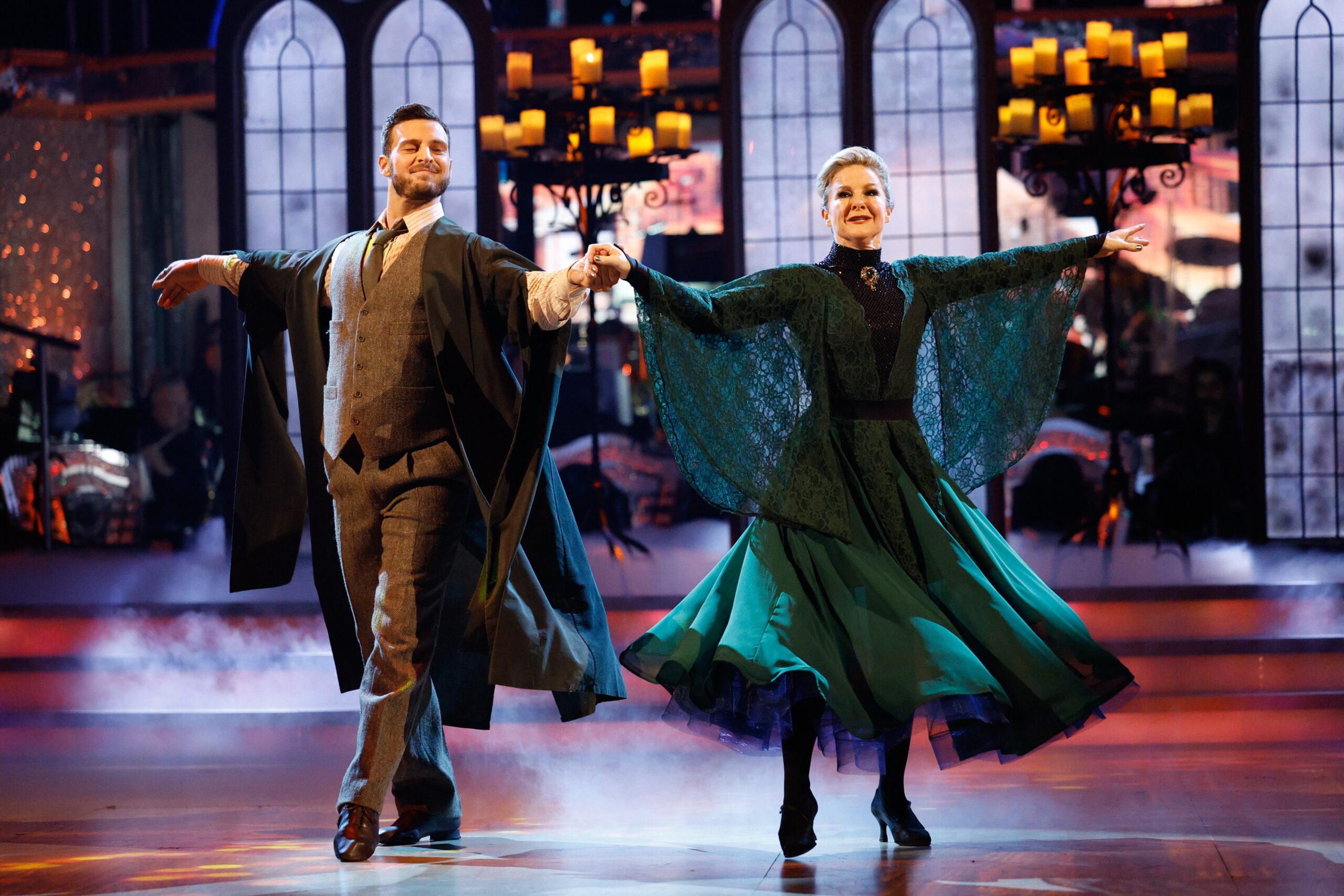 Vito Coppola and Sarah Hadland dancing on Strictly