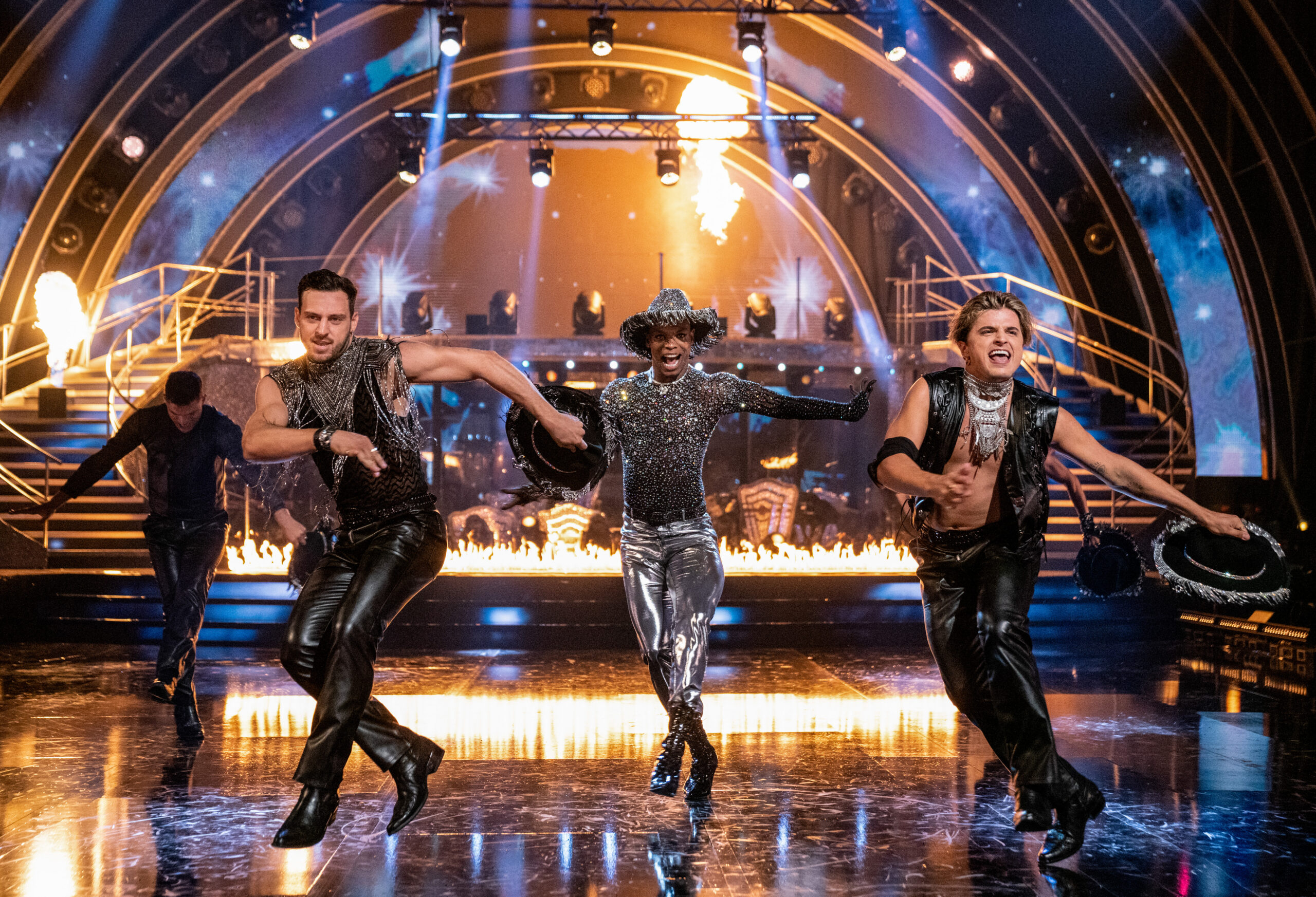 The Strictly professionals dancing on the results show