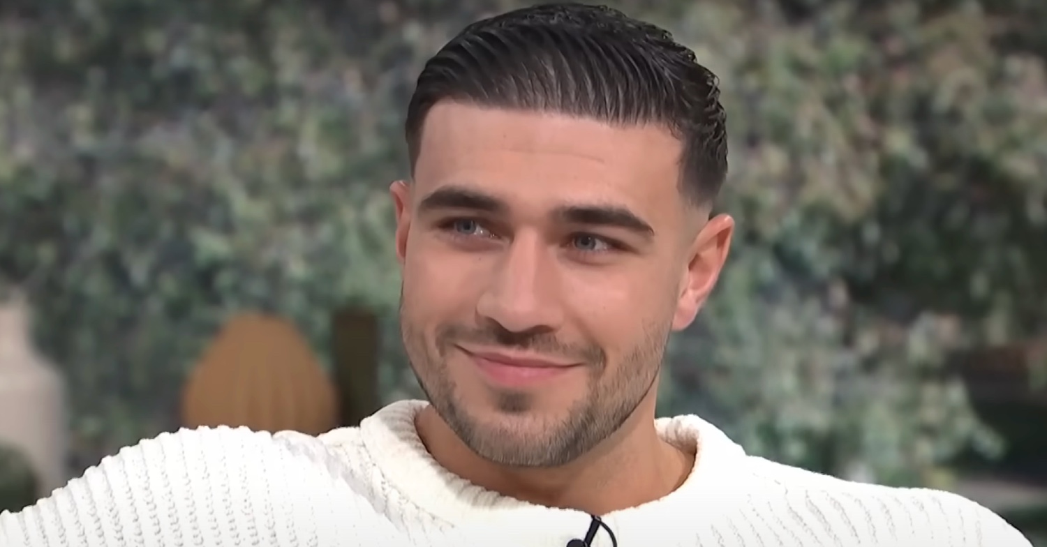 Tommy Fury smiling on This Morning