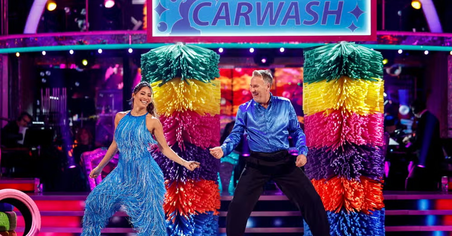 Paul Merson and Karen Hauer performing on Strictly
