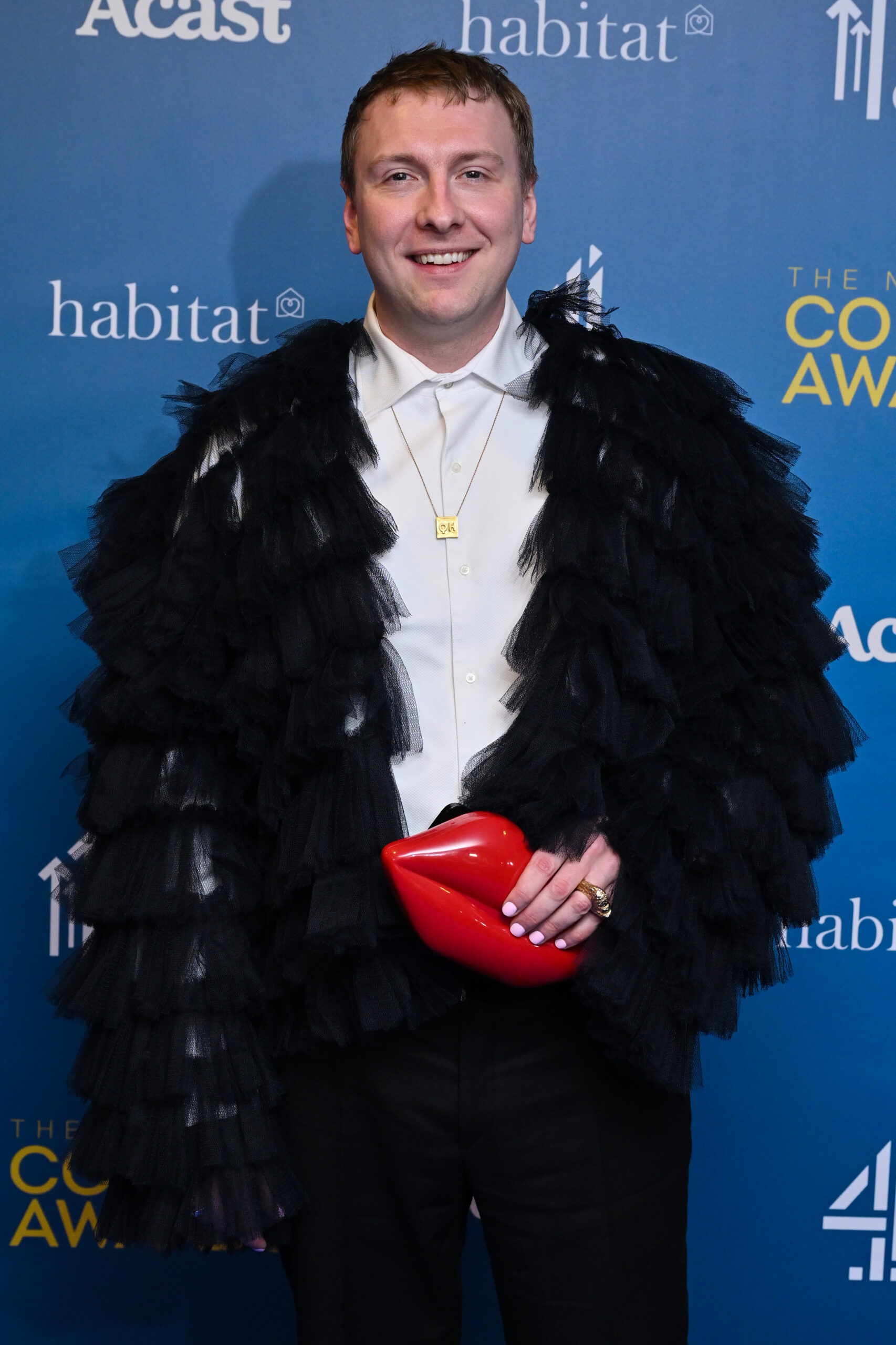 Joe Lycett on the red carpet