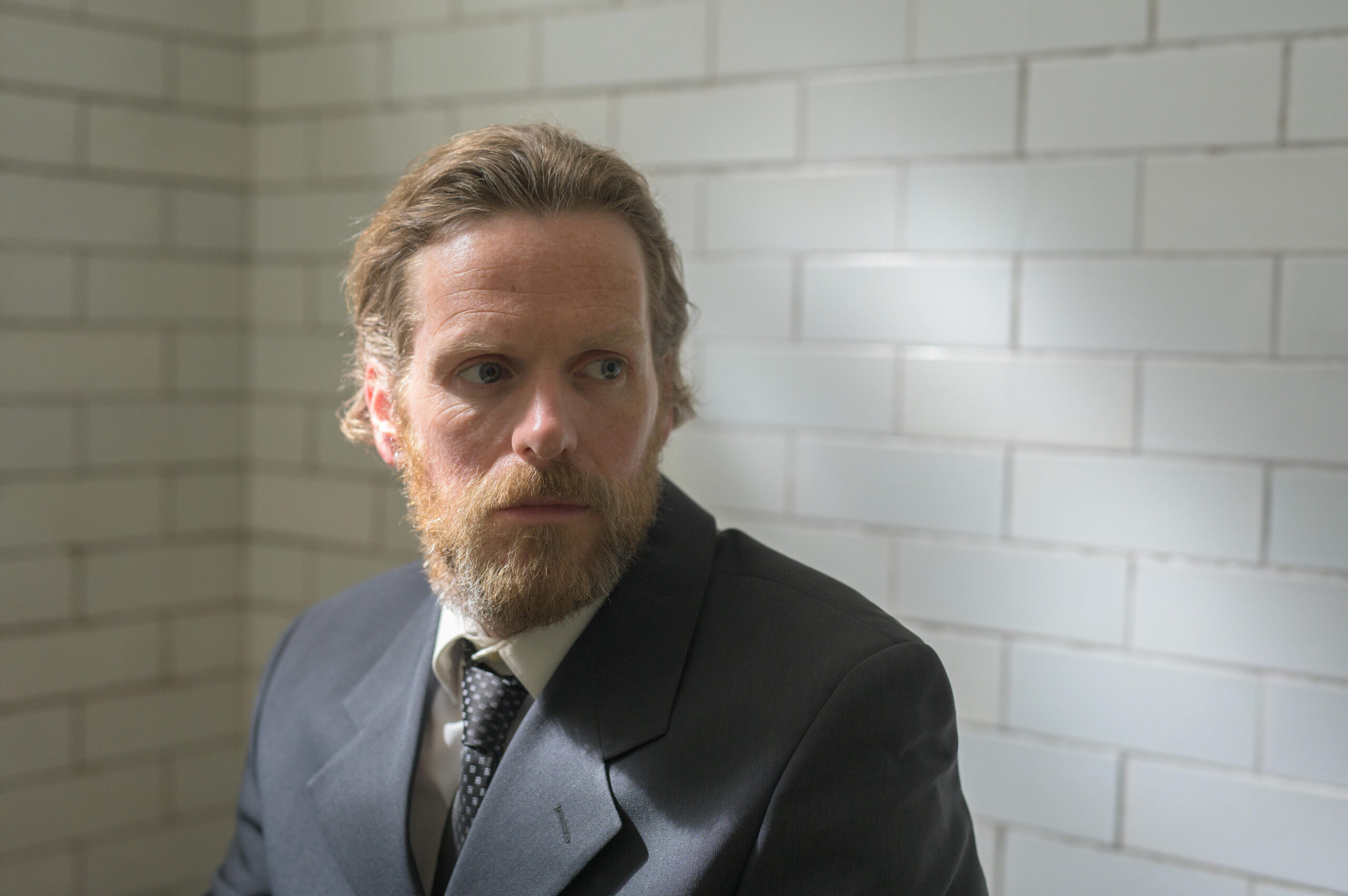 Shaun Evans playing John Sweeney in Until I Kill You