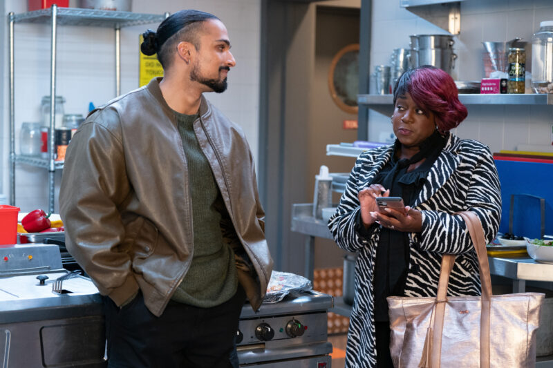 Ravi and Kim talk on EastEnders