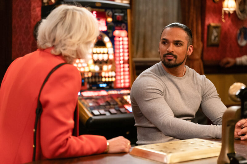 Nicola talks to Ravi on EastEnders