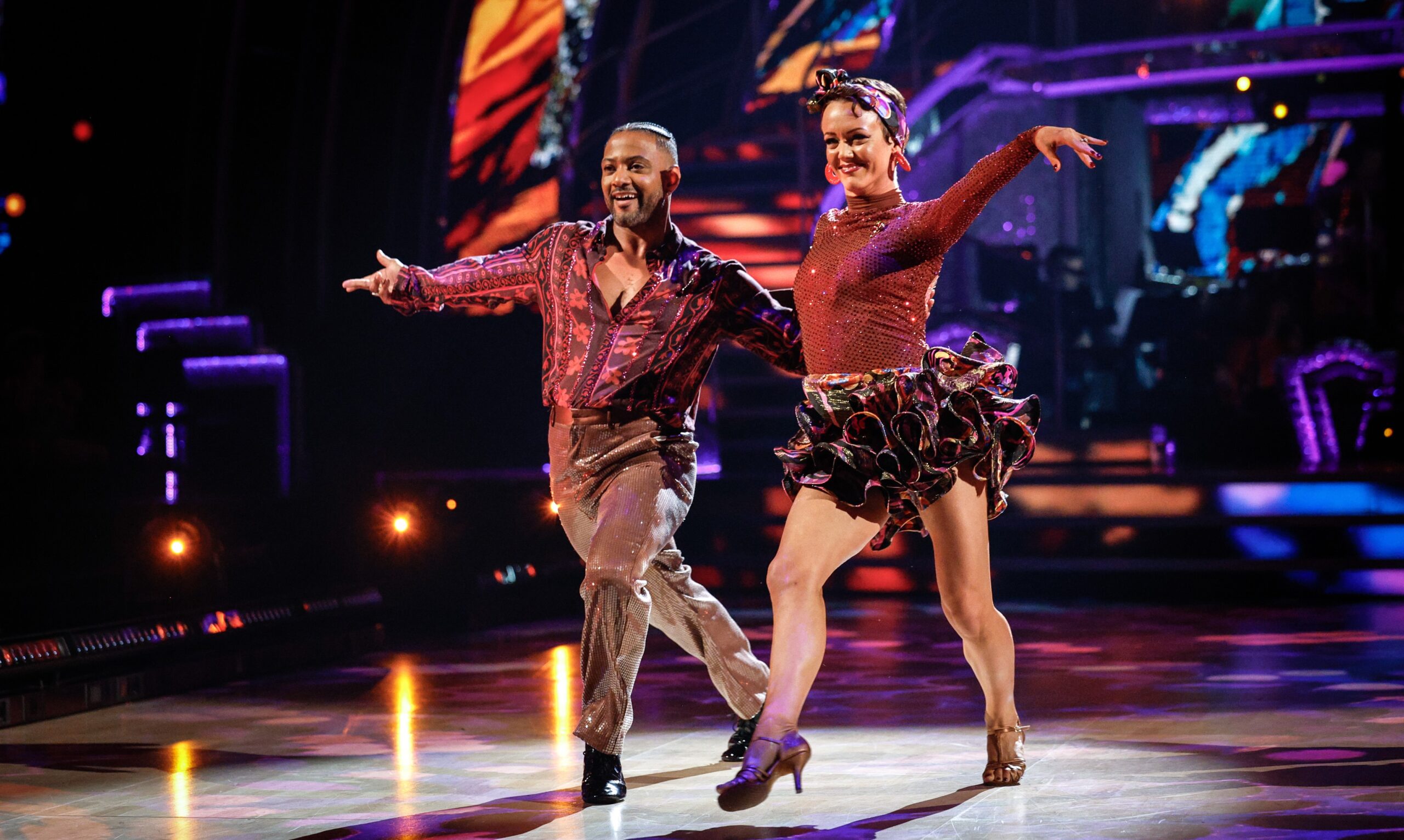 JB Gill and Lauren Oakley dancing on Strictly