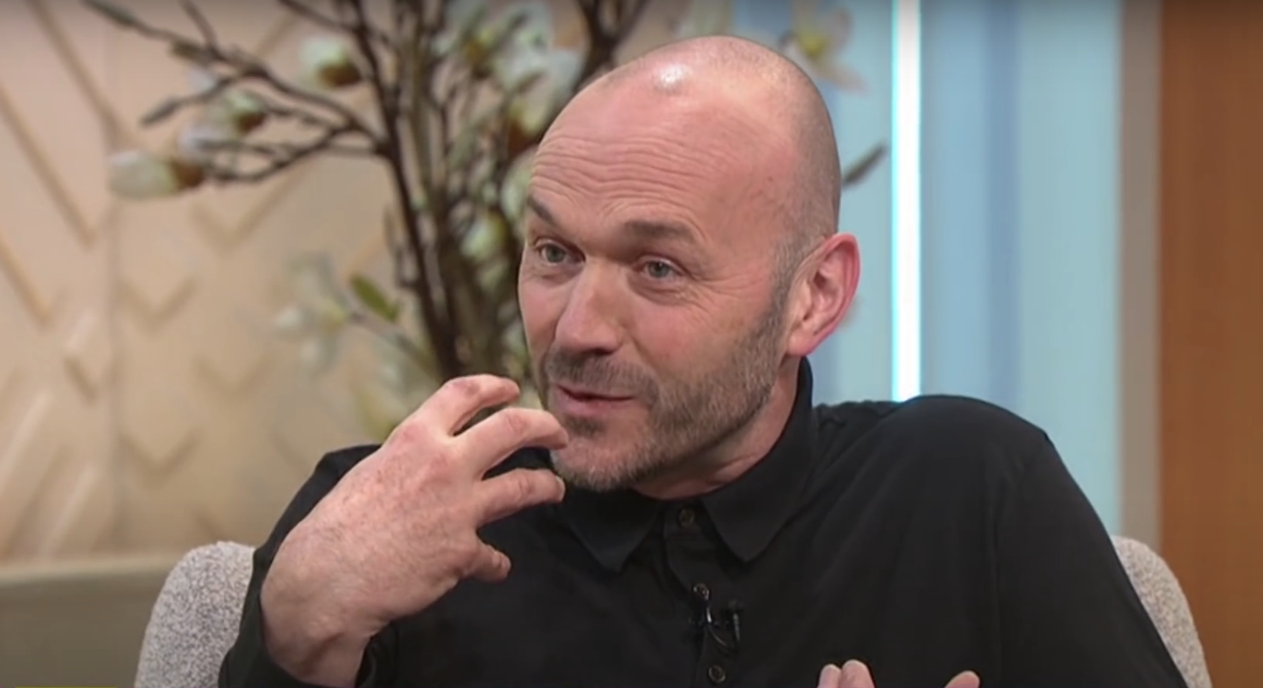 Simon Rimmer talking to Lorraine Kelly