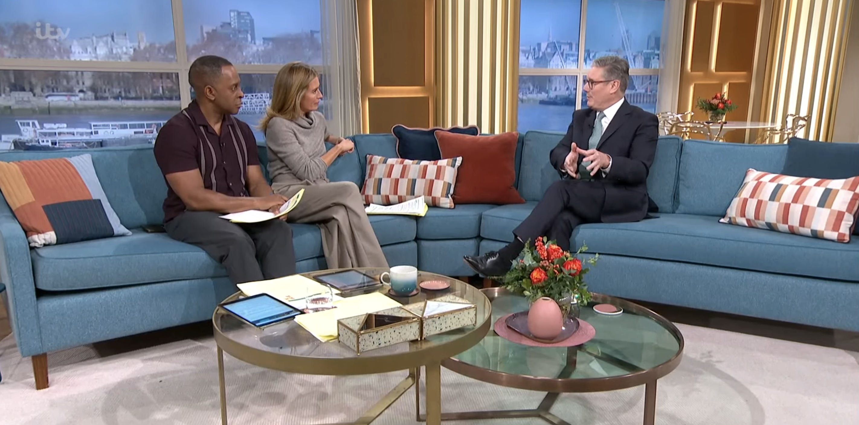 Keir Starmer in the This Morning studio with presenters Andi Peters and Cat Deeley