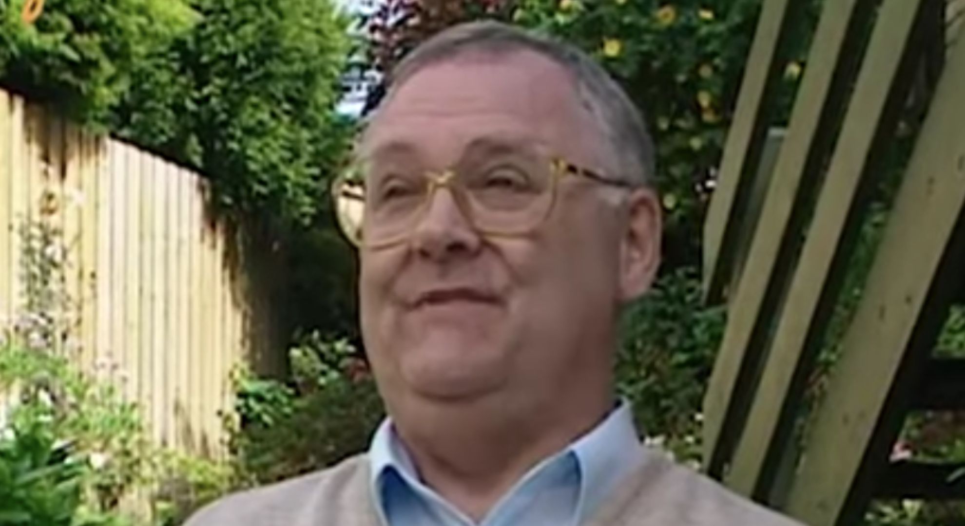 Harold on Neighbours