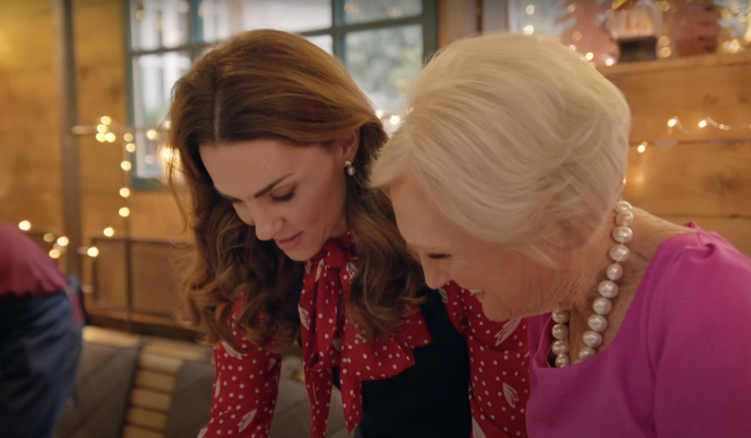 Mary Berry baking with Kate Middleton
