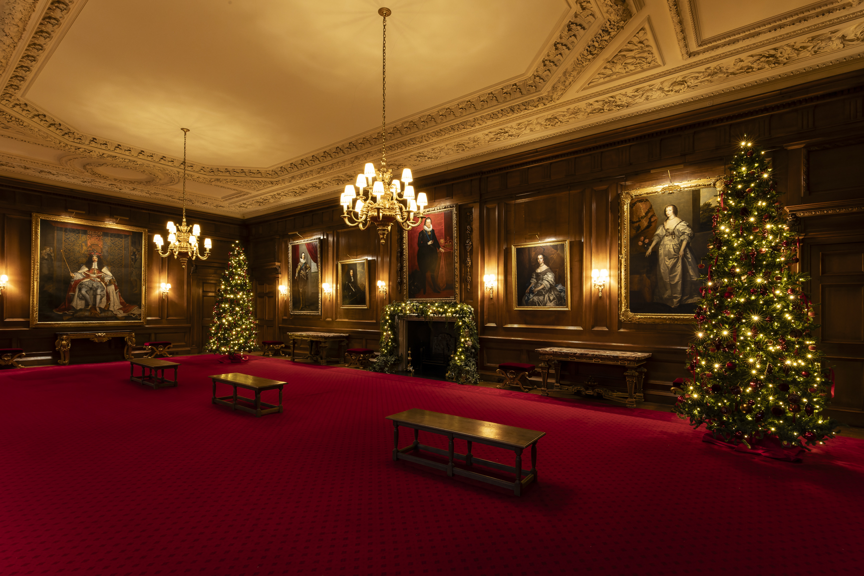 Royal Christmas decorations in the Palace of Holyroodhouse